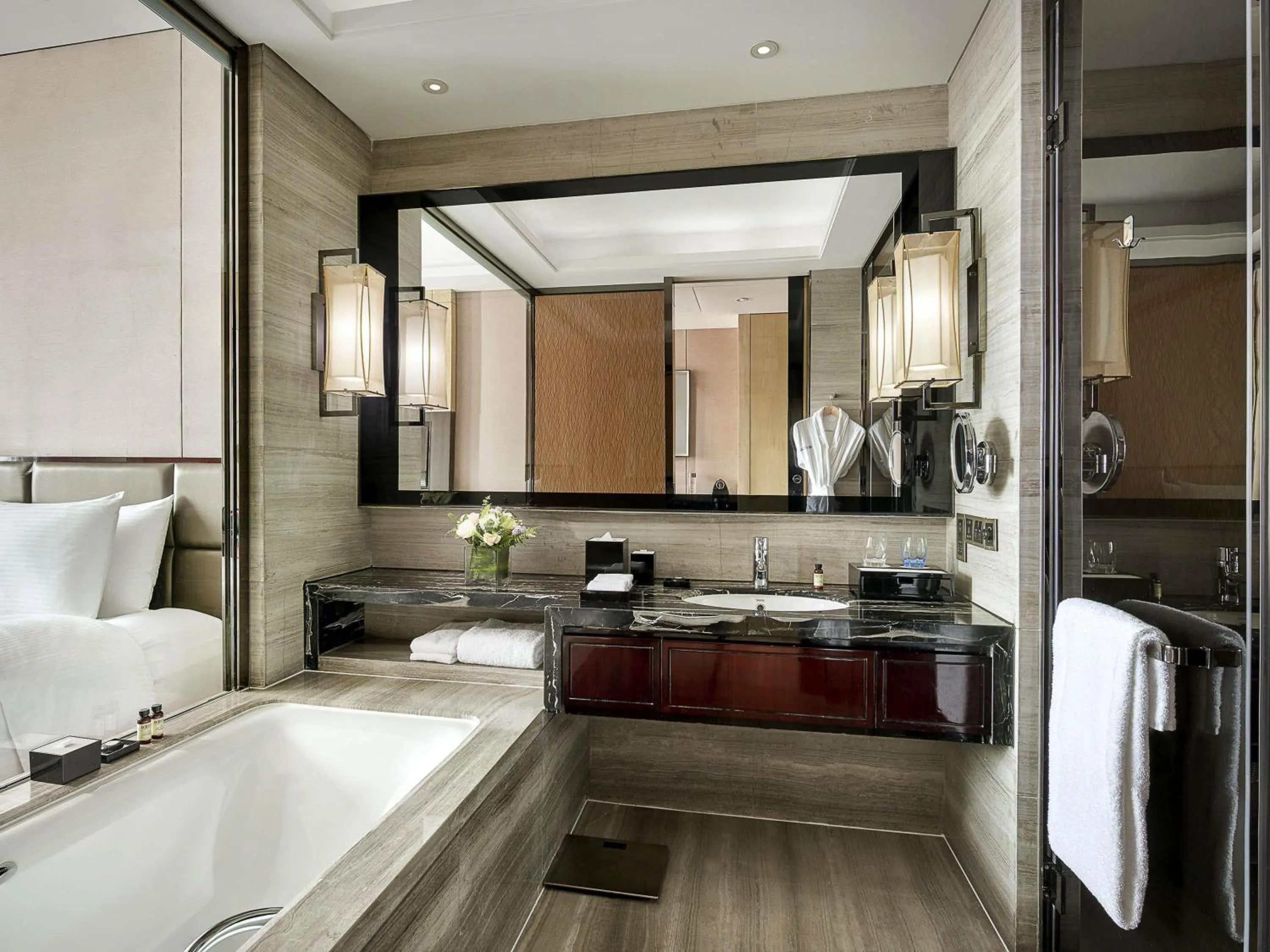 Bedroom in Pullman Weifang