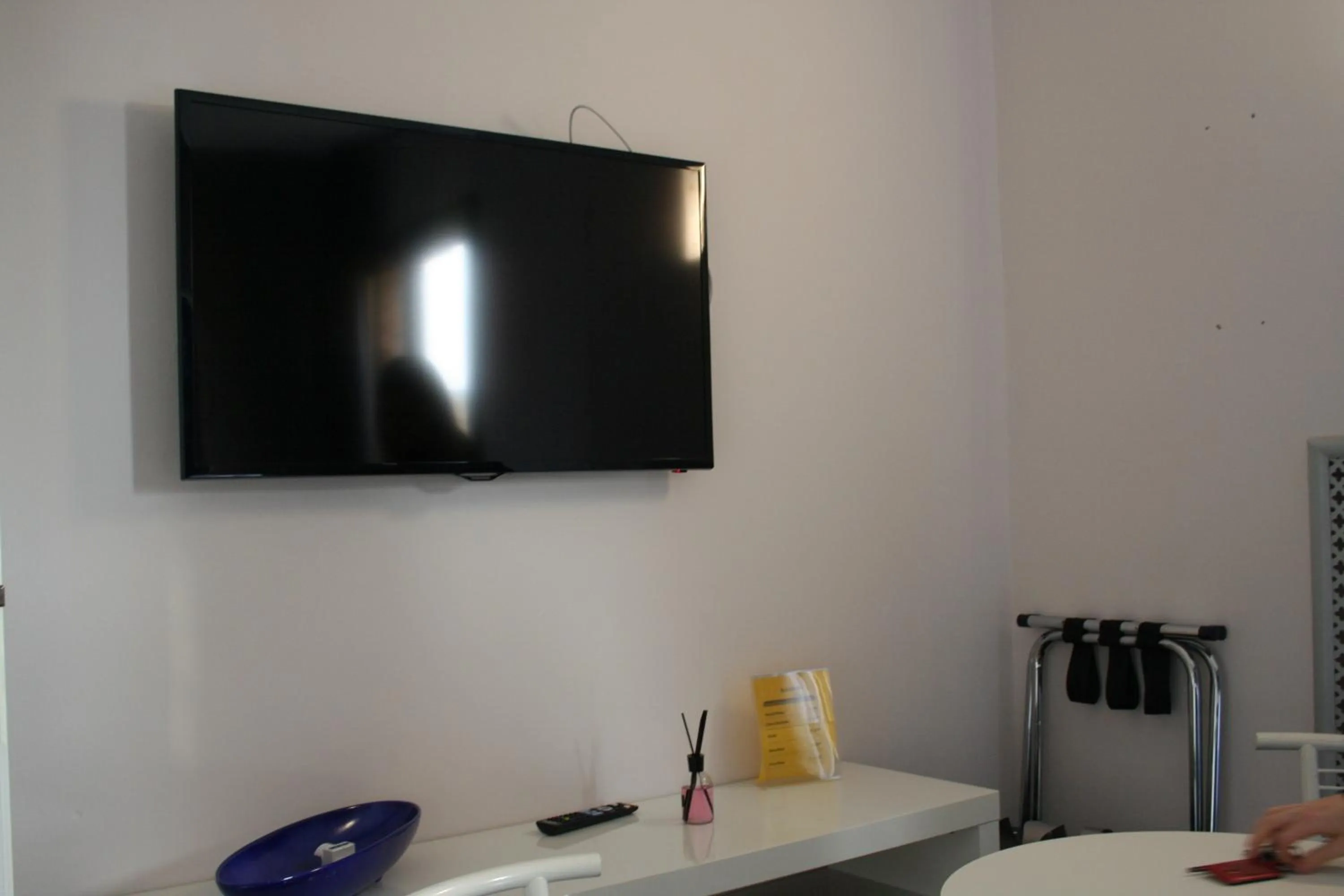 TV and multimedia in Bamboo Luxury B&B