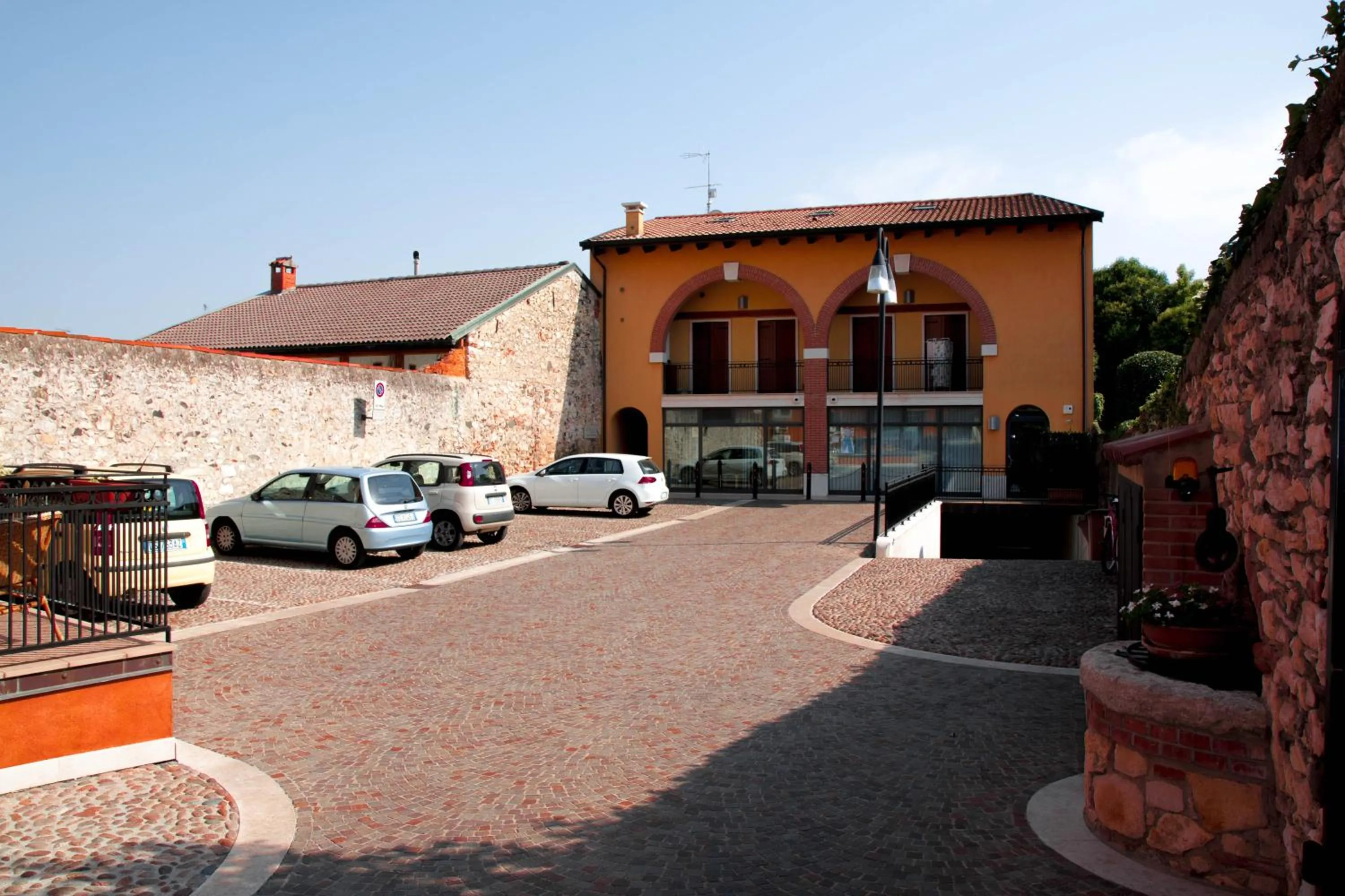 Area and facilities in La Casa del Sogno