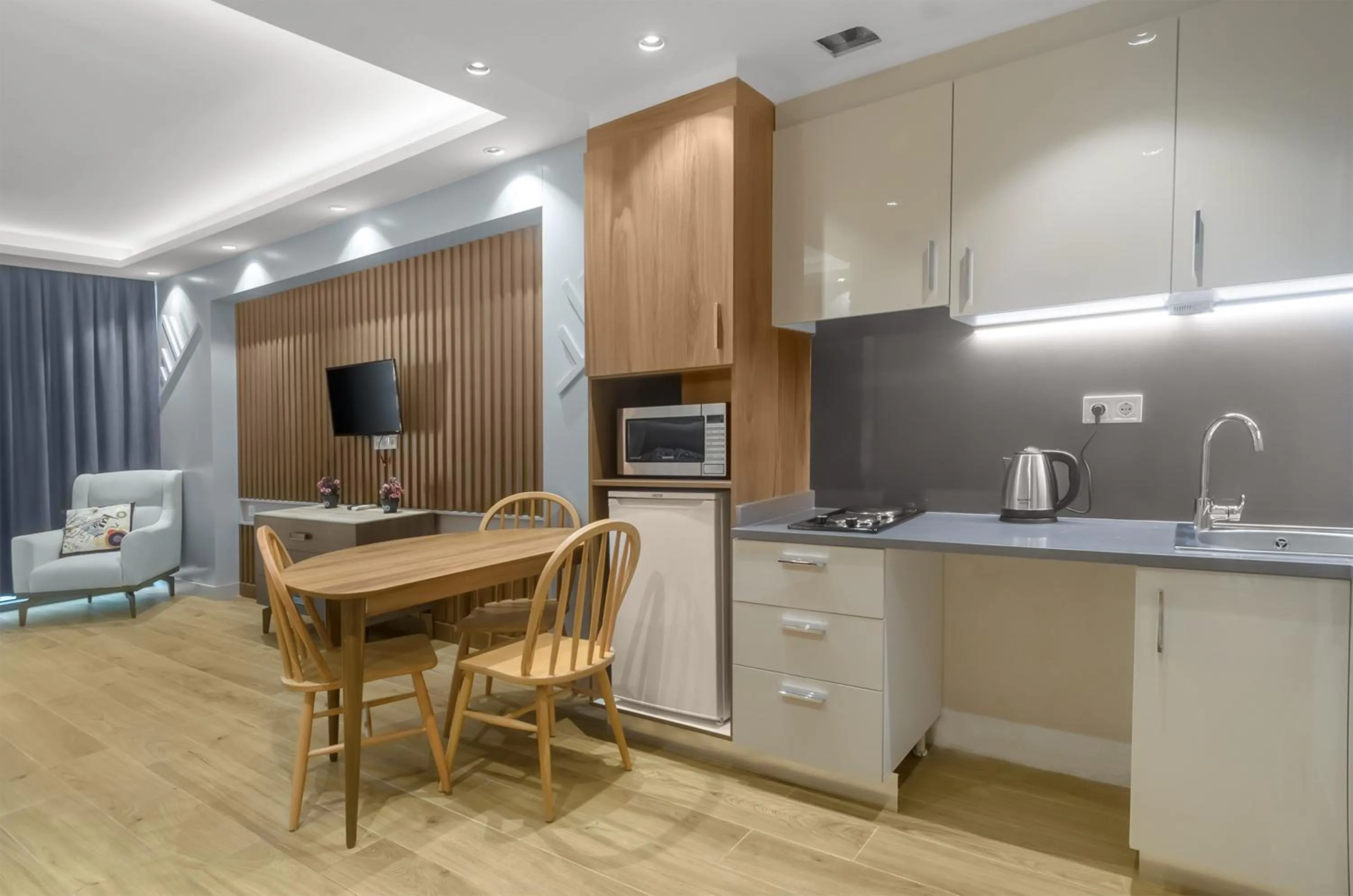 TV and multimedia in Beachfront Batumi View Apartments by GLOBALSTAY