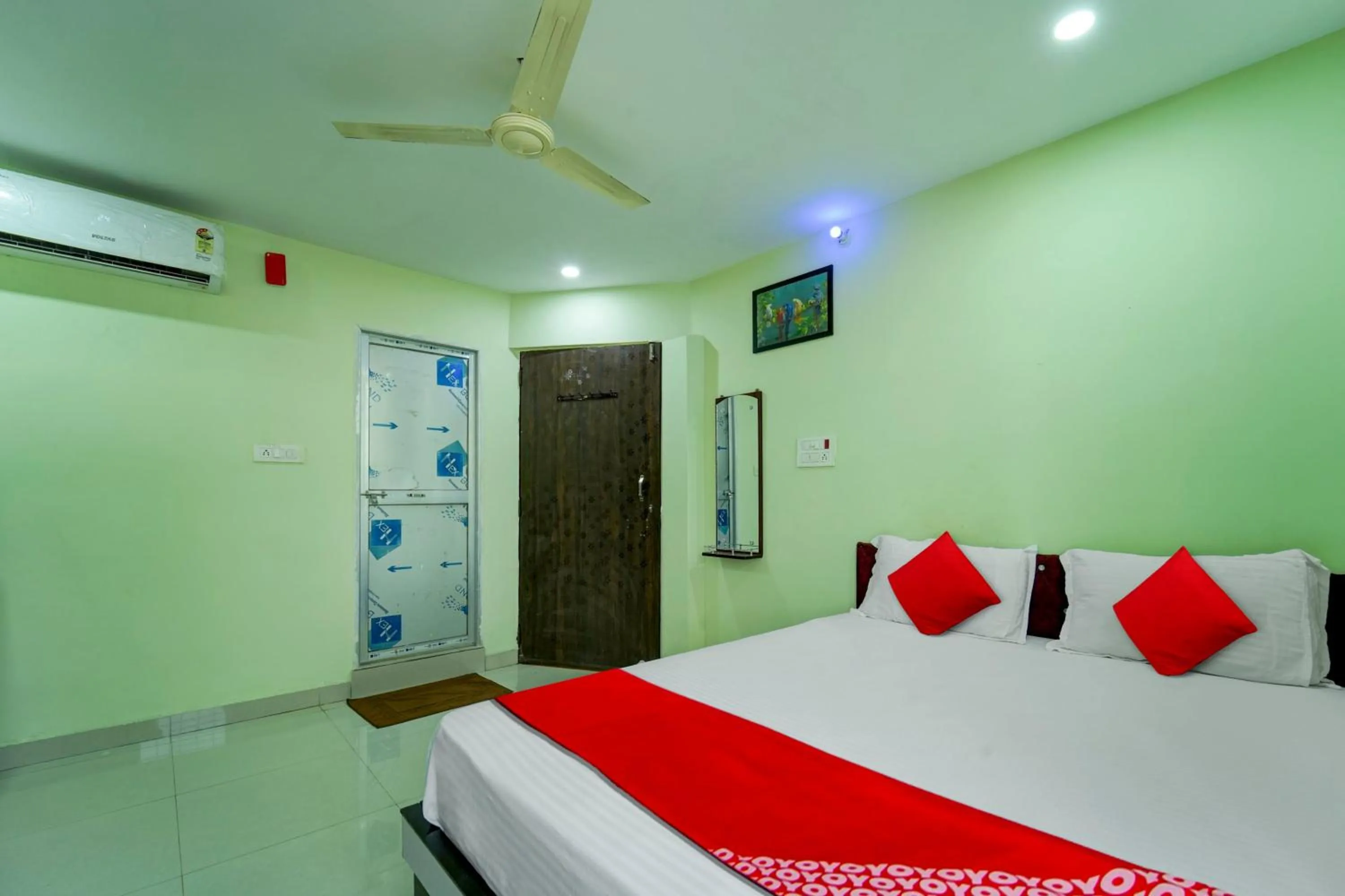 Bedroom in HOTEL O BHAGMATI GARDEN GUEST HOUSE