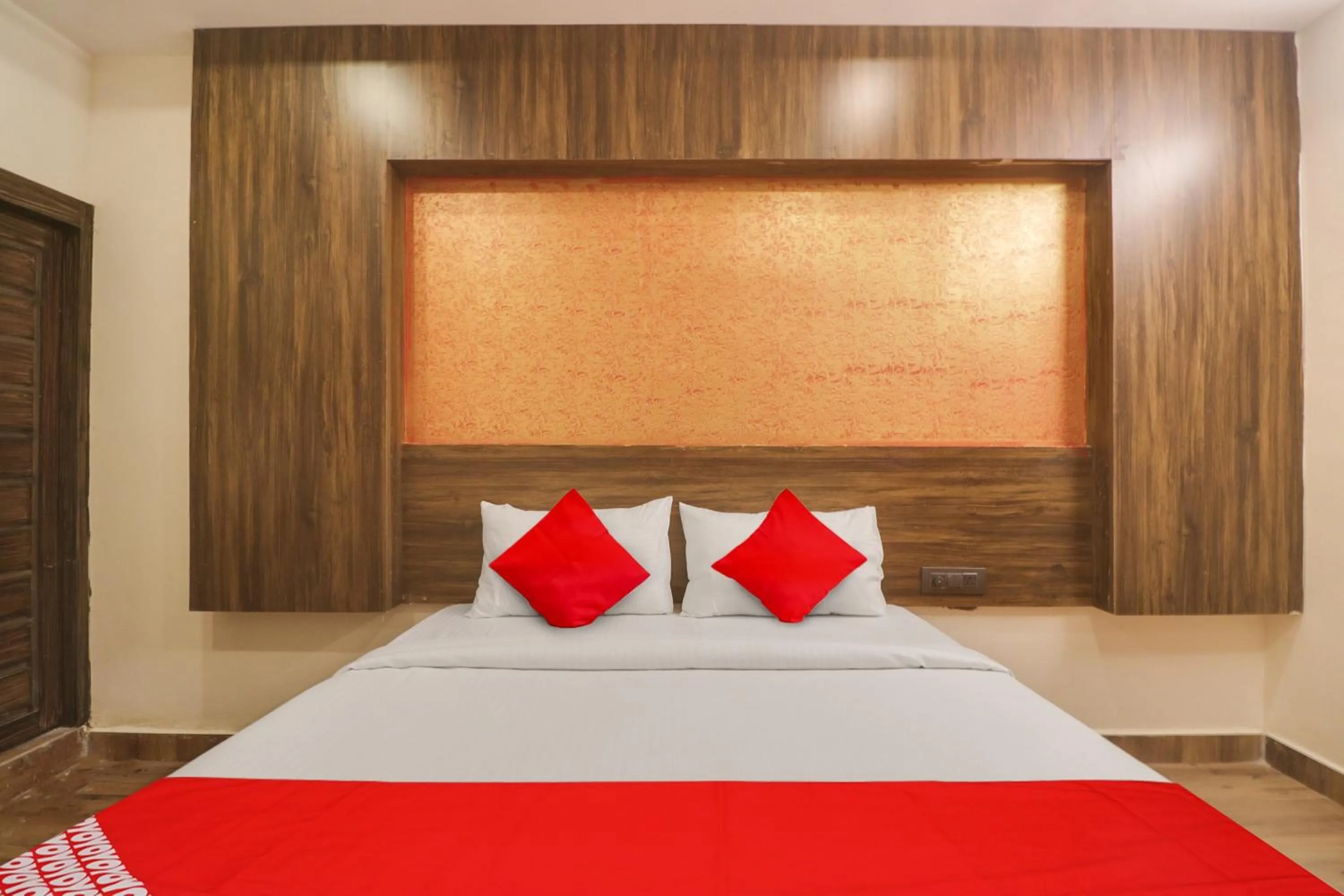 Bedroom in Hotel O R Square Grand