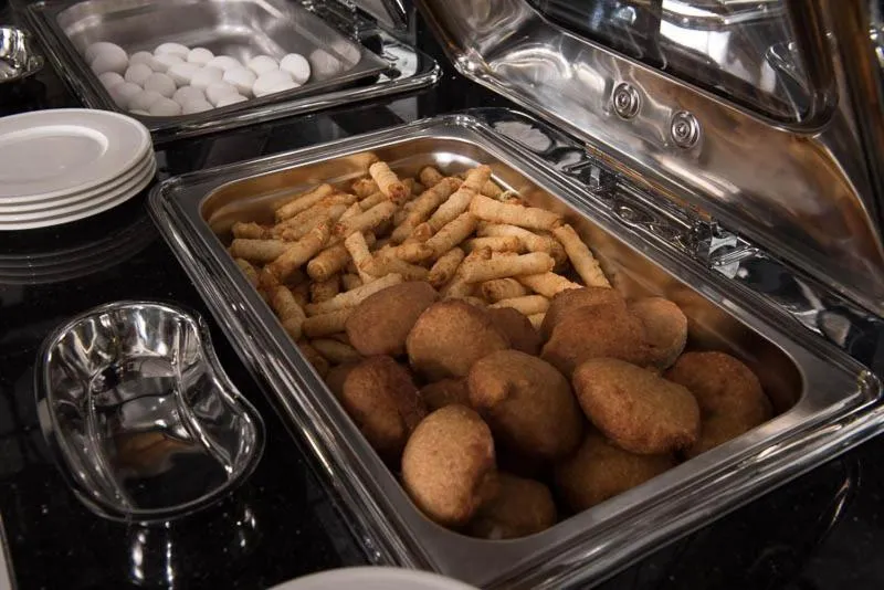 Restaurant/places to eat in İbos Hotels Izmir