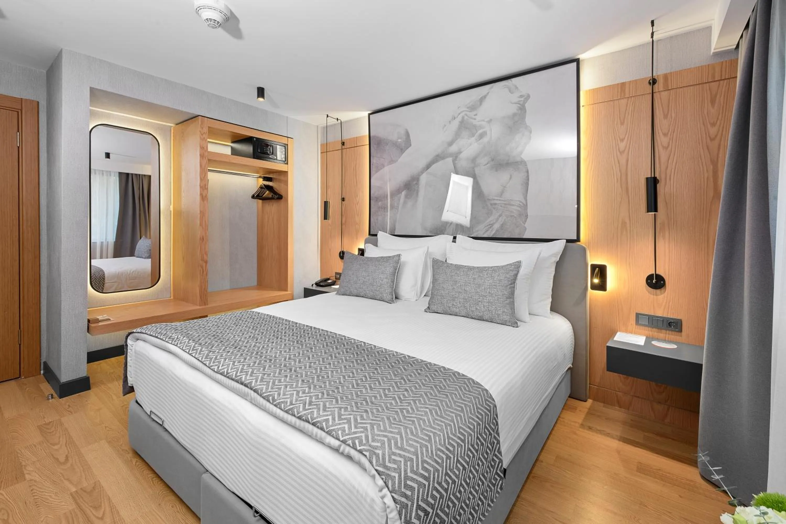 Bed in İbos Hotels Izmir