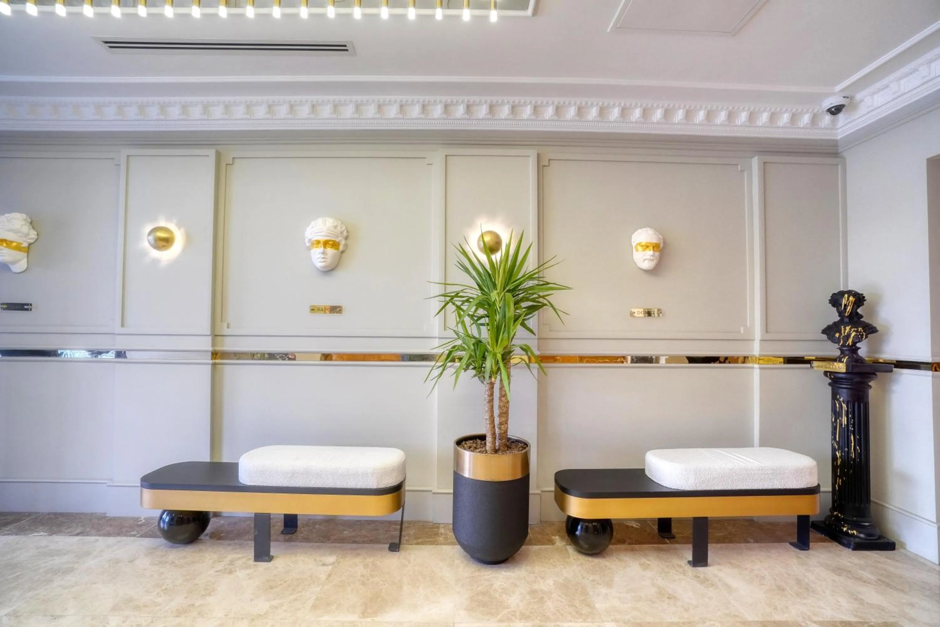 Lobby or reception in İbos Hotels Izmir