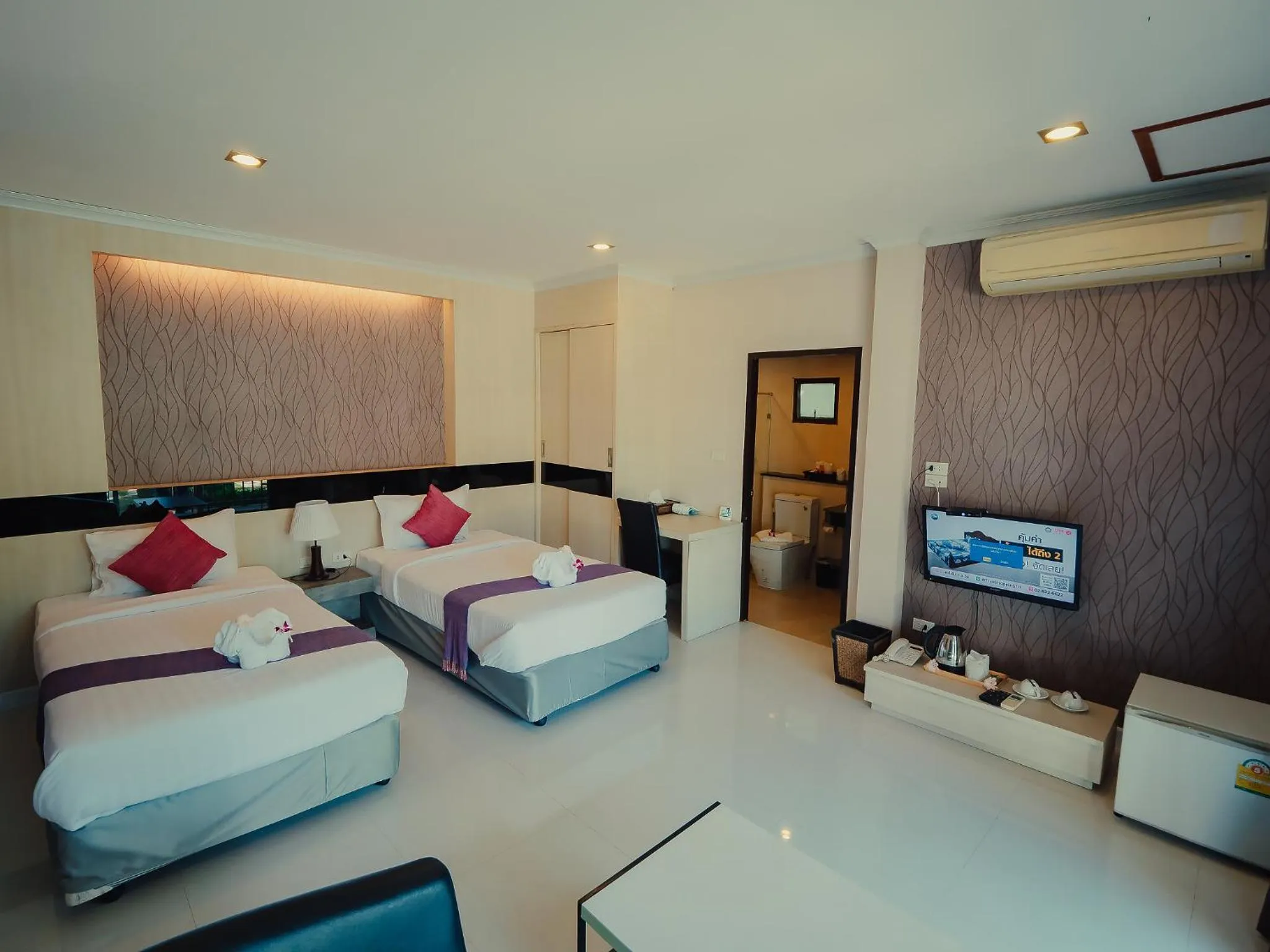 Photo of the whole room in Chanalai Resort and Hotel