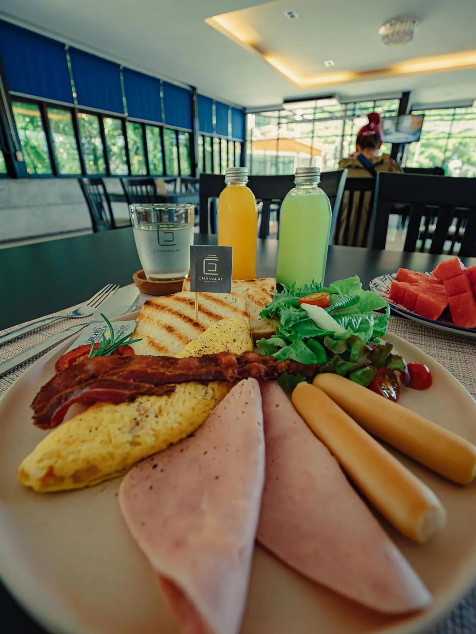 Food and drinks in Chanalai Resort and Hotel