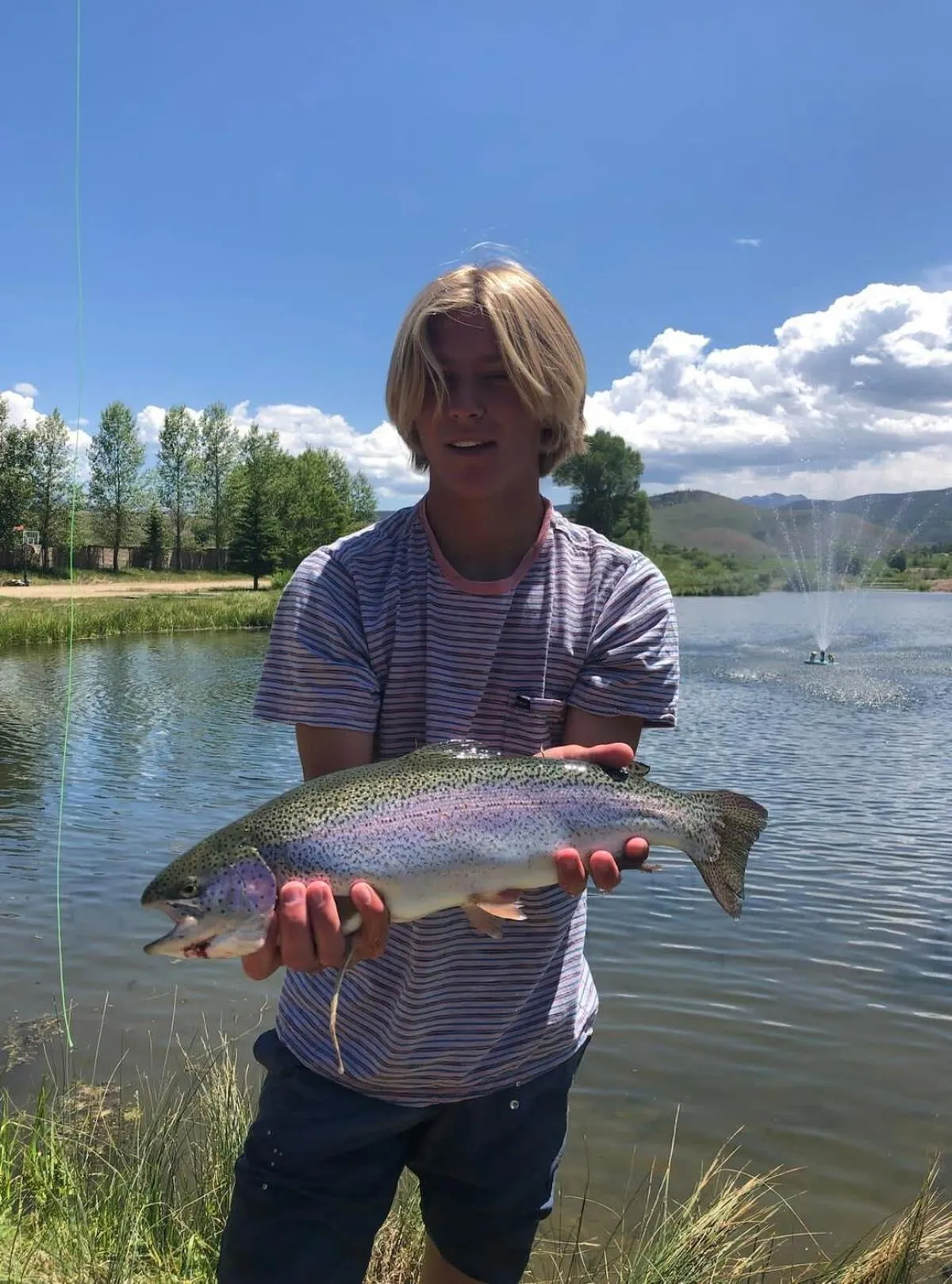 Modern 3bd cabin in Edgewater