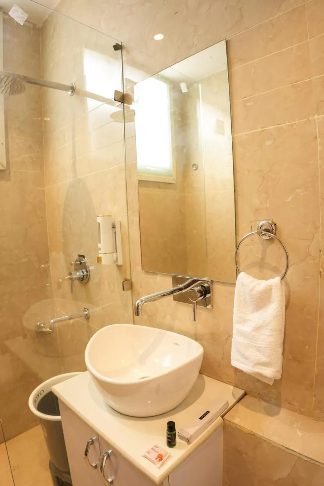 Toilet in Hotel Lime Tree