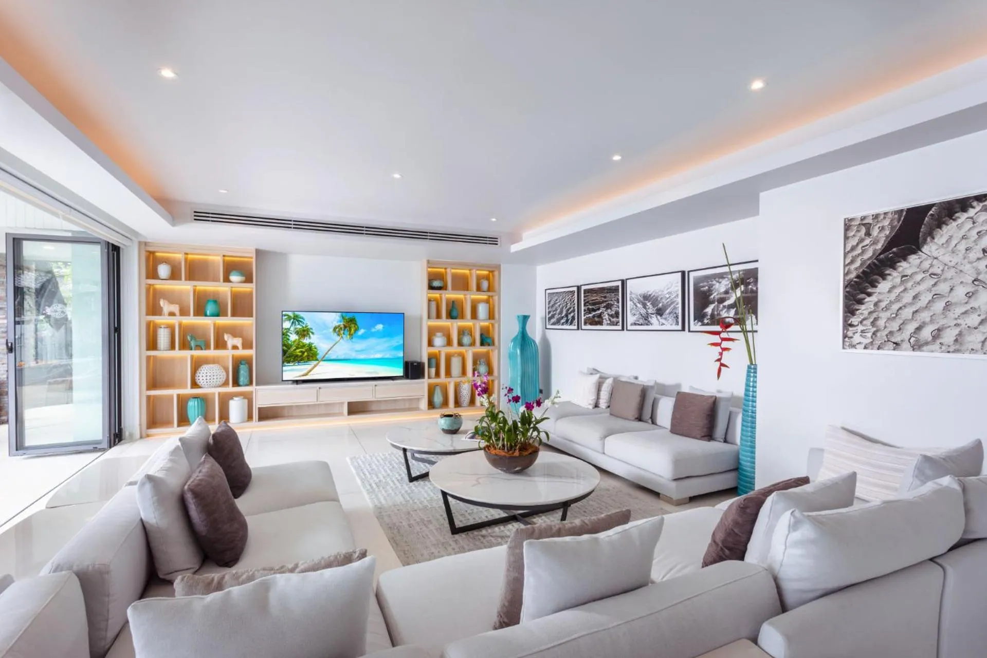 TV and multimedia in Villa La Prana