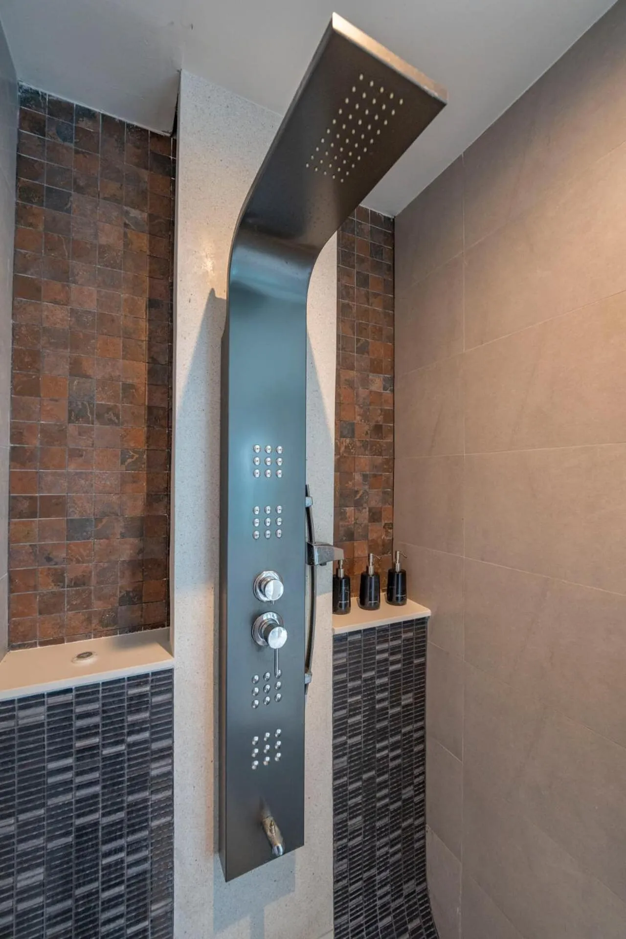 Shower in Villa La Prana