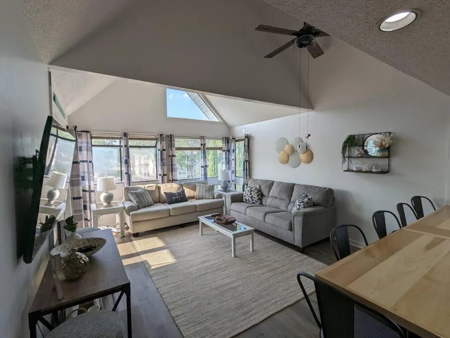 Seating area in A Day at the Dunes! Shore Drive NMB