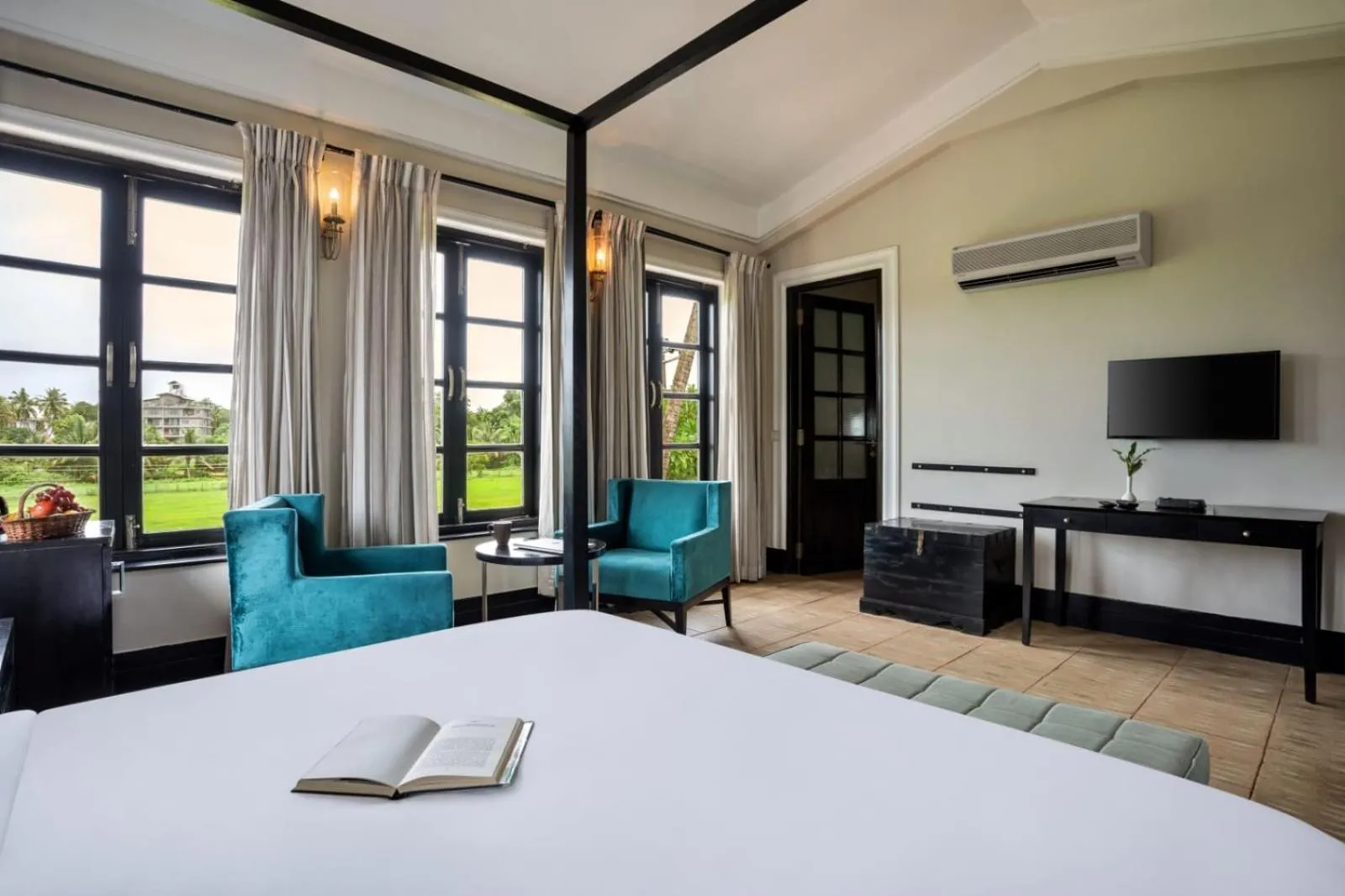 Bedroom, Bed in Sol De Goa