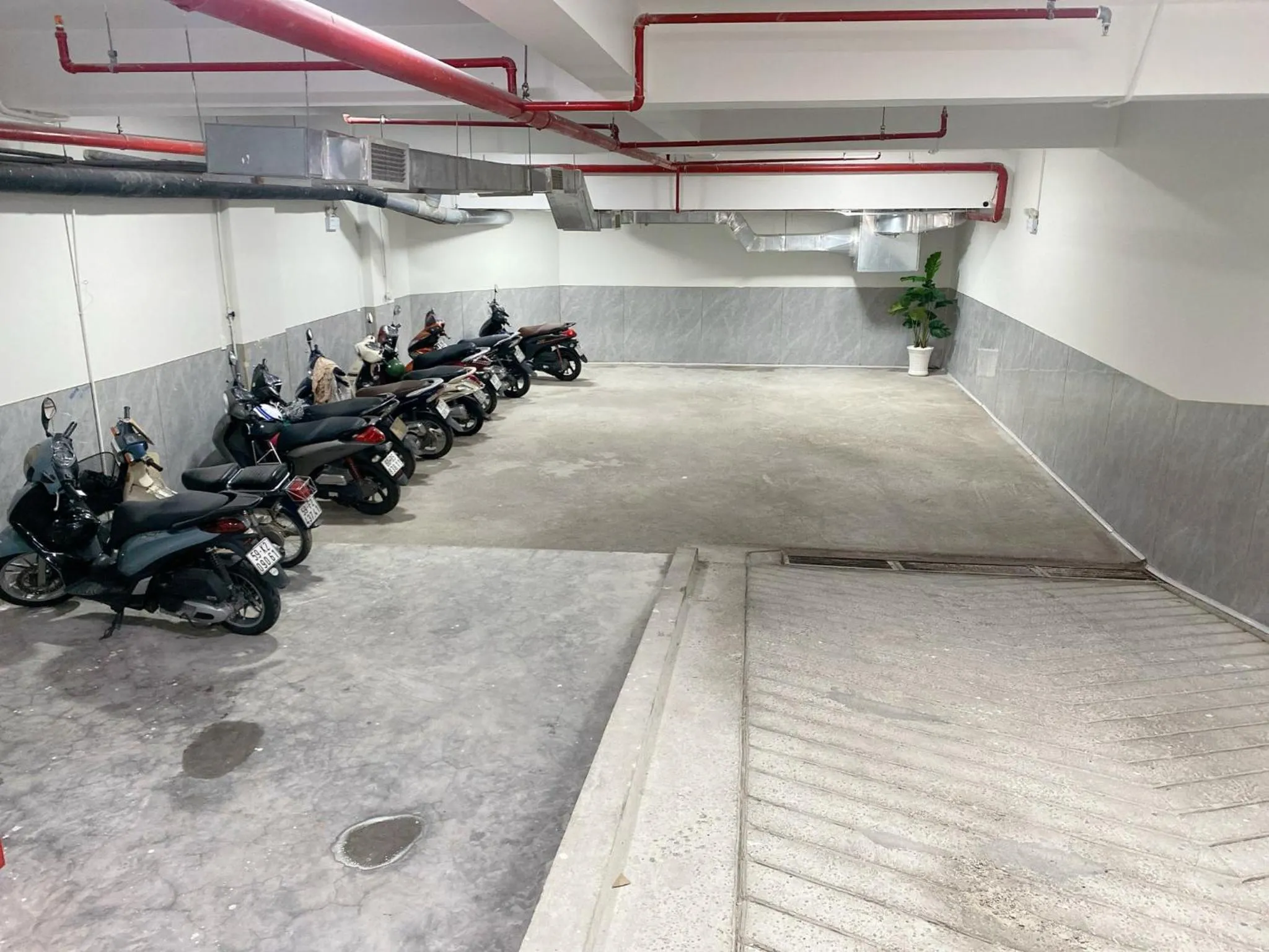 Parking in Hera Luxury Hotel