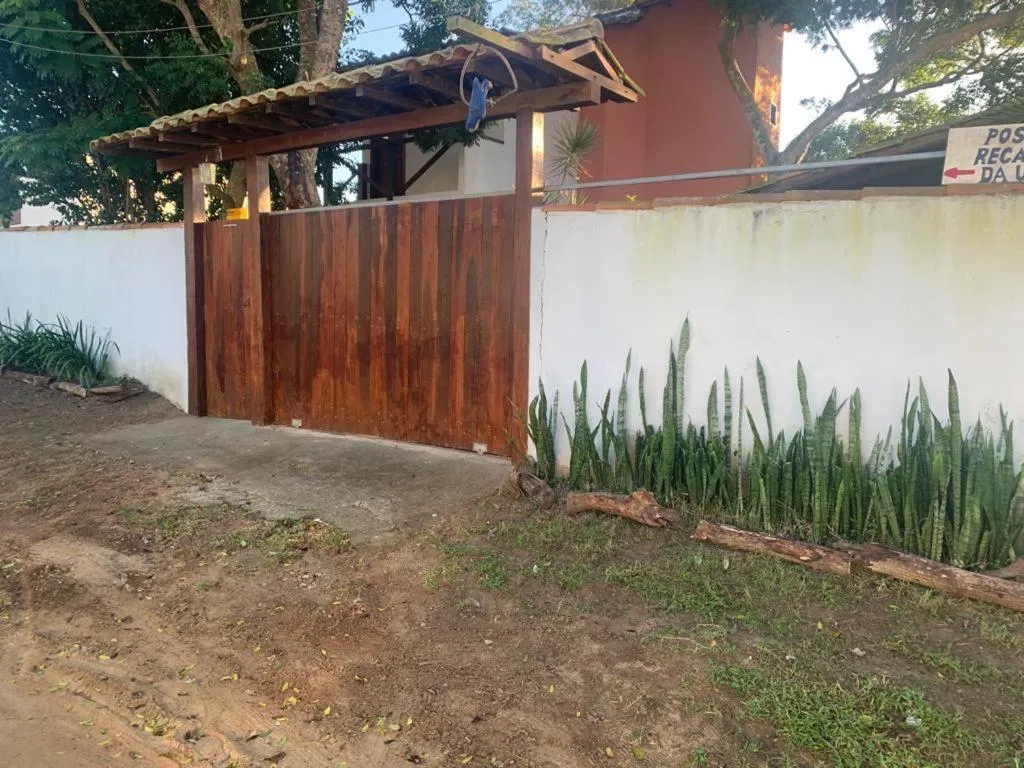 Facade/entrance in Recanto Da Ursa