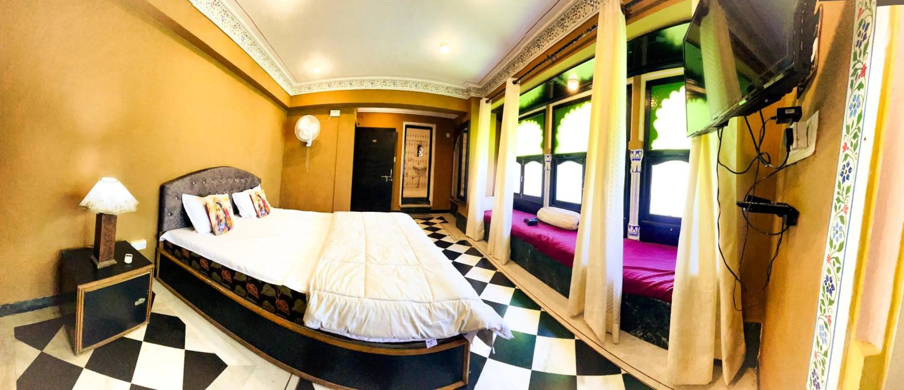 Bed in Hotstel Udaipur