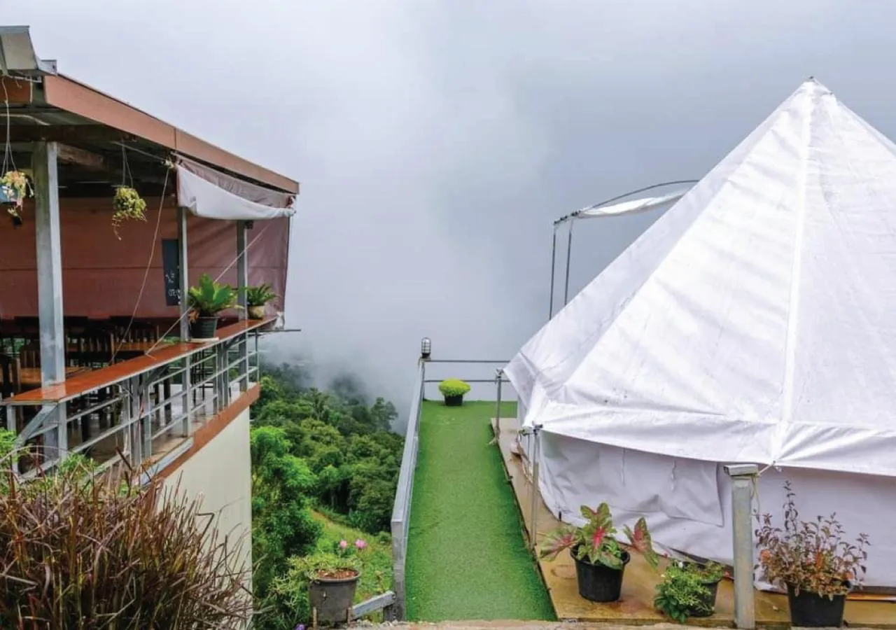 Property building in Ahcnng Camp