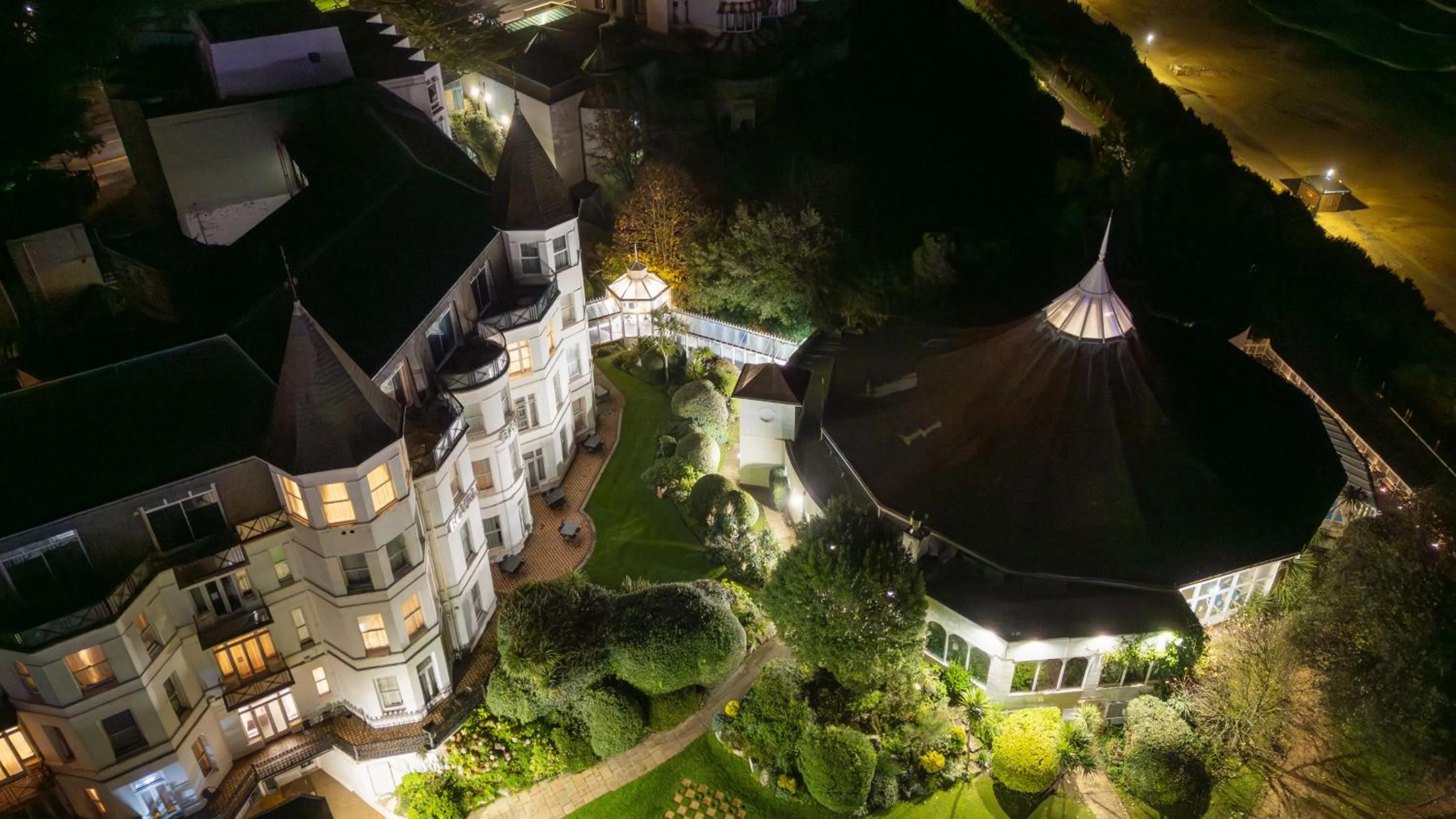 Property building in Royal Bath Hotel Bournemouth