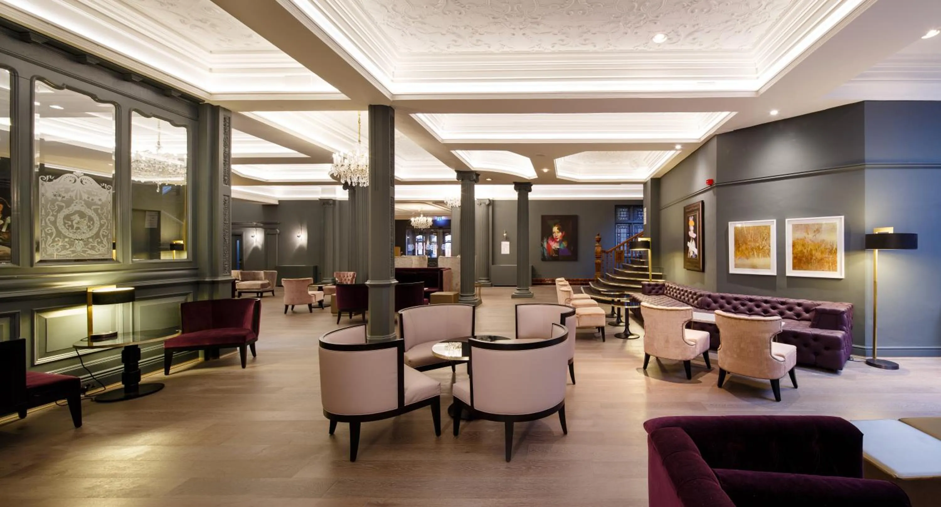 Lobby or reception, Lounge/Bar in Mercure Leicester The Grand Hotel