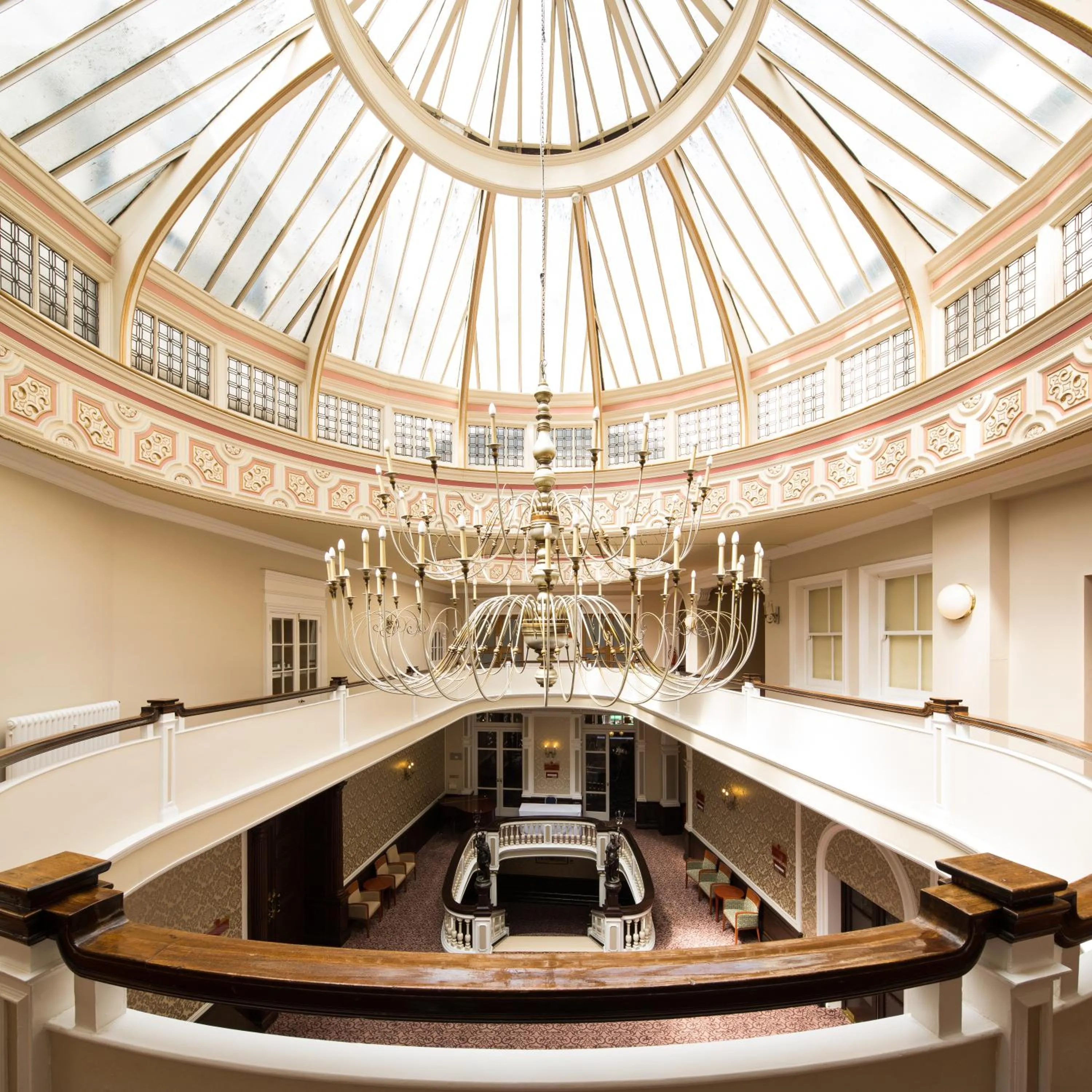 Lobby or reception in Mercure Leicester The Grand Hotel