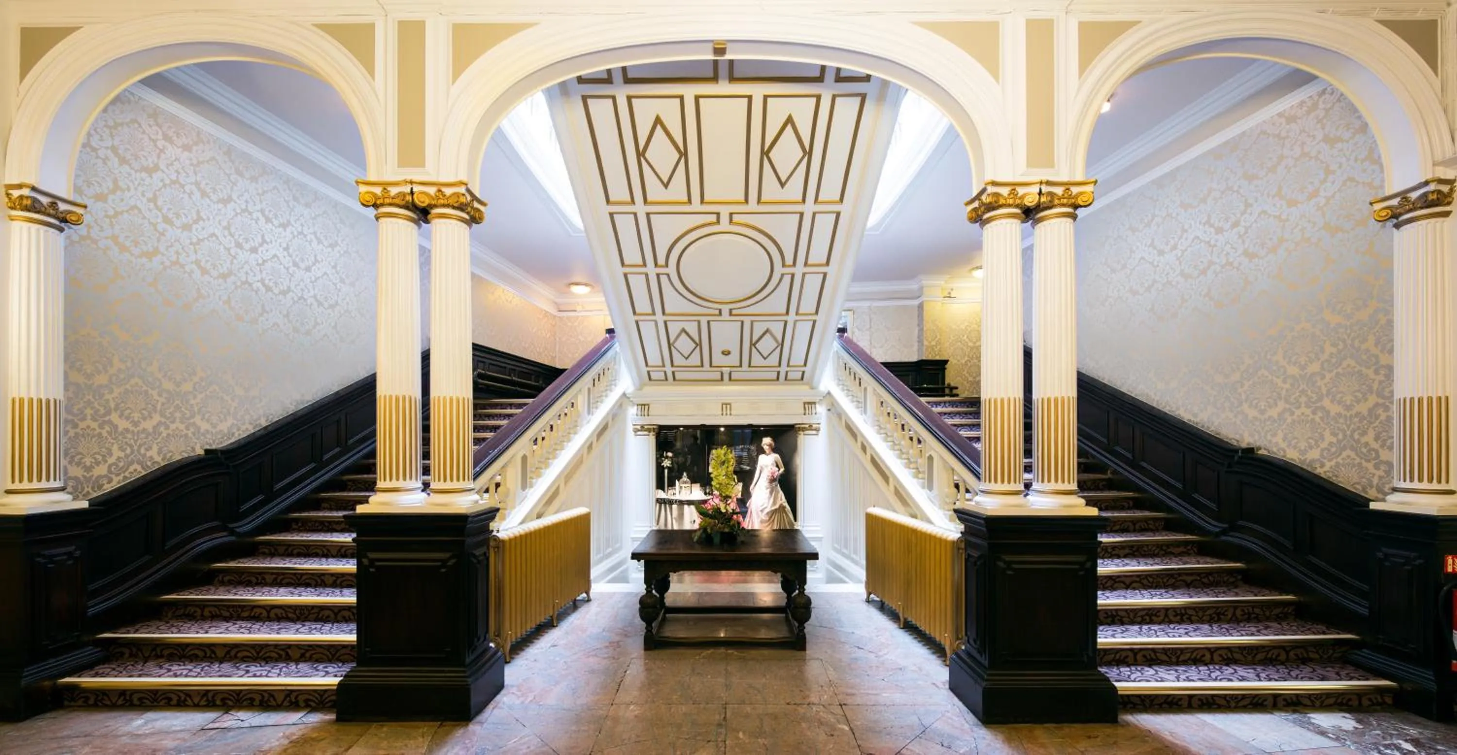 Lobby or reception in Mercure Leicester The Grand Hotel
