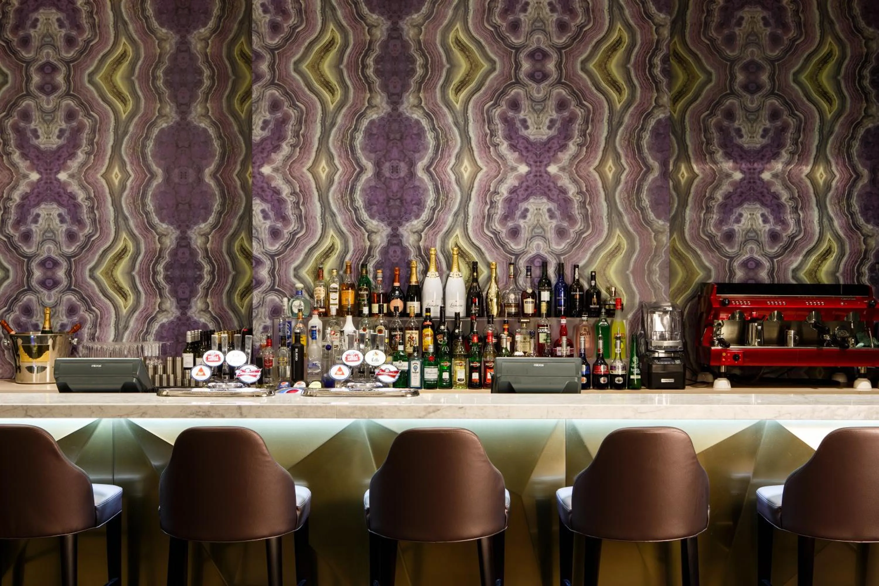 Lounge or bar in Mercure Leicester The Grand Hotel