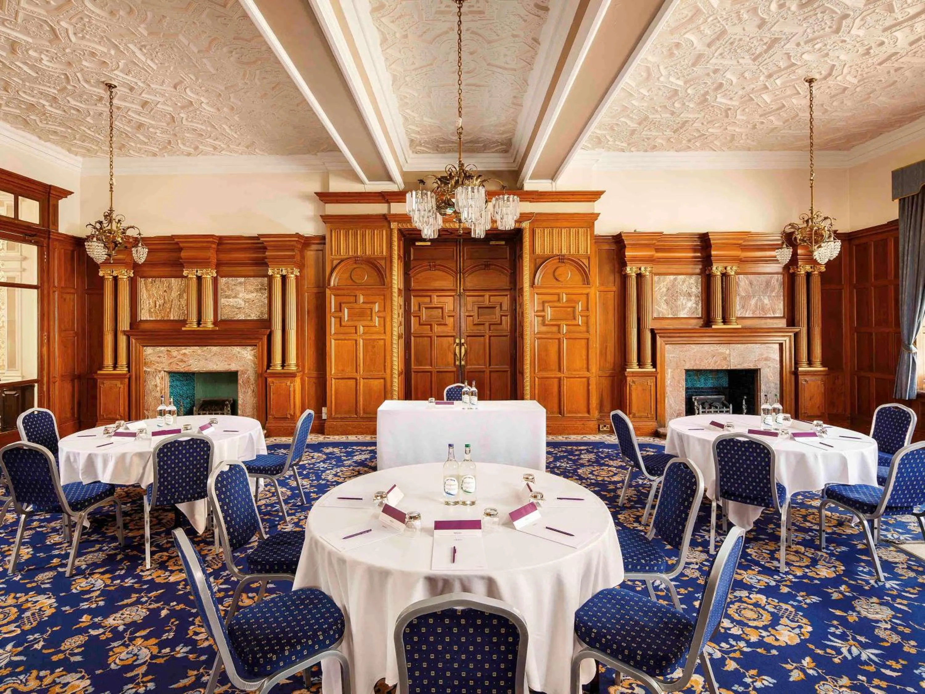 On site, Restaurant/Places to Eat in Mercure Leicester The Grand Hotel