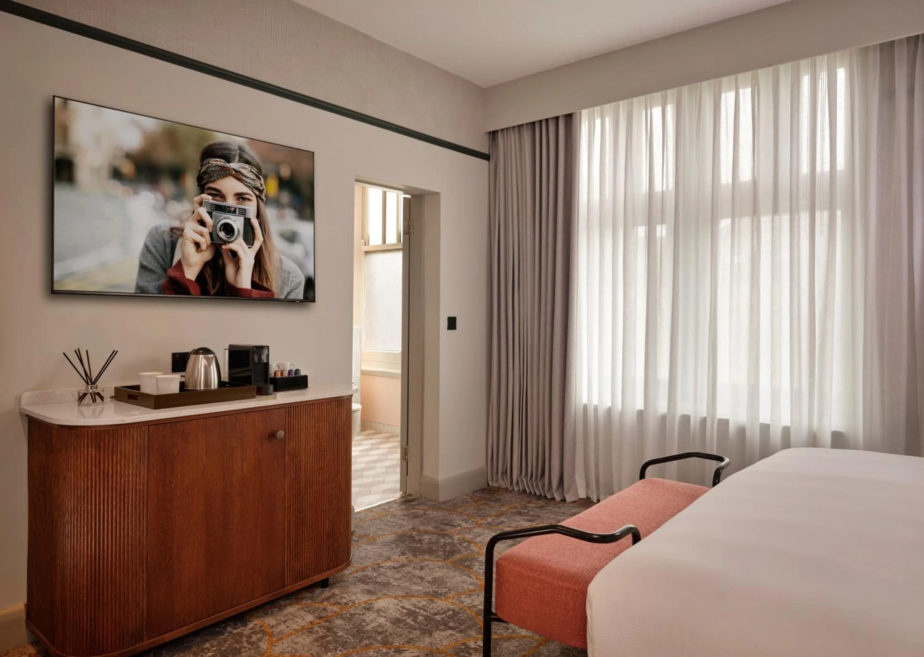 Coffee/tea facilities, Bed in The Grand Hotel Leicester by The Unlimited Collection