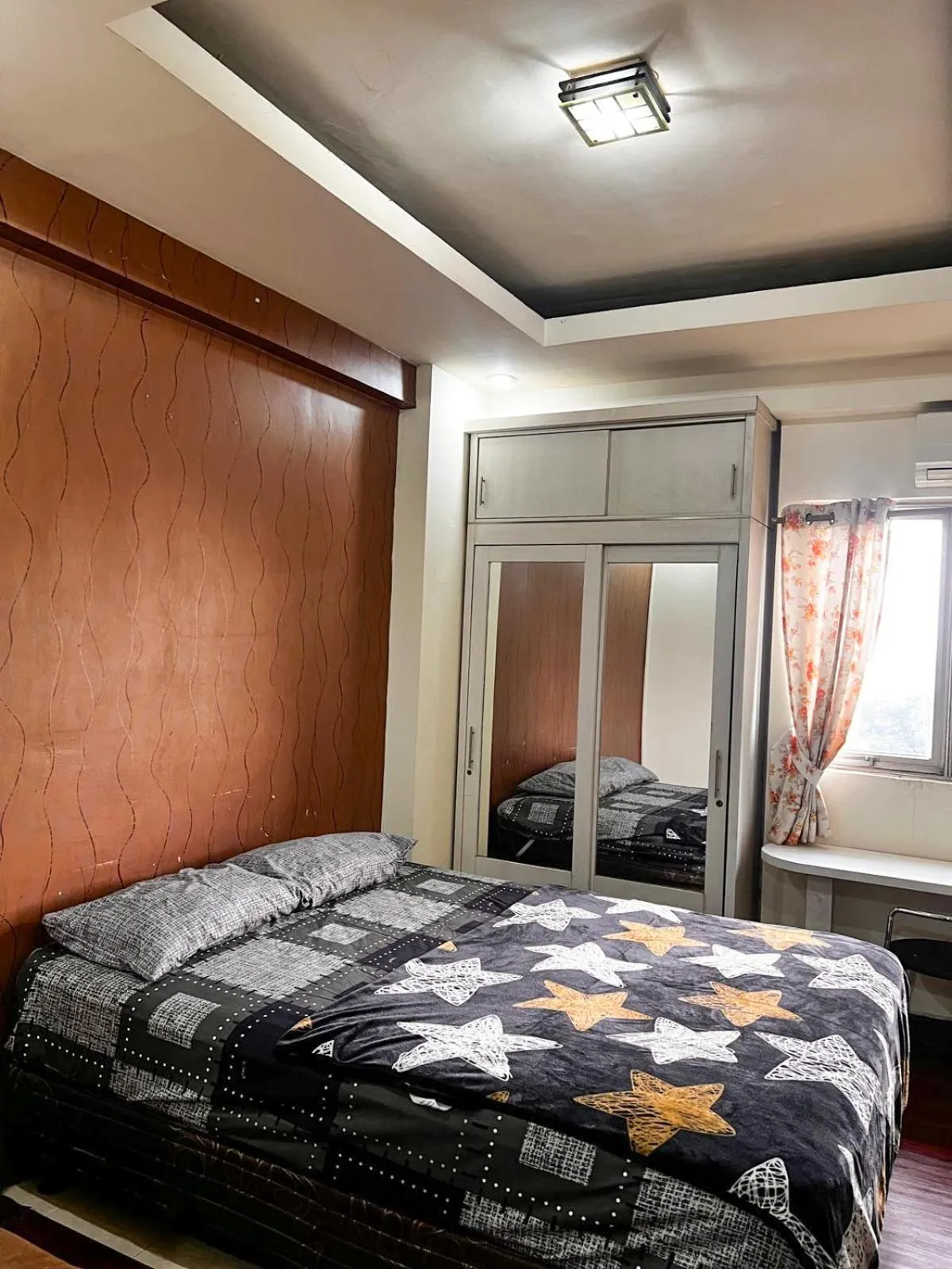 Bed in The Suites Metro by KS Property