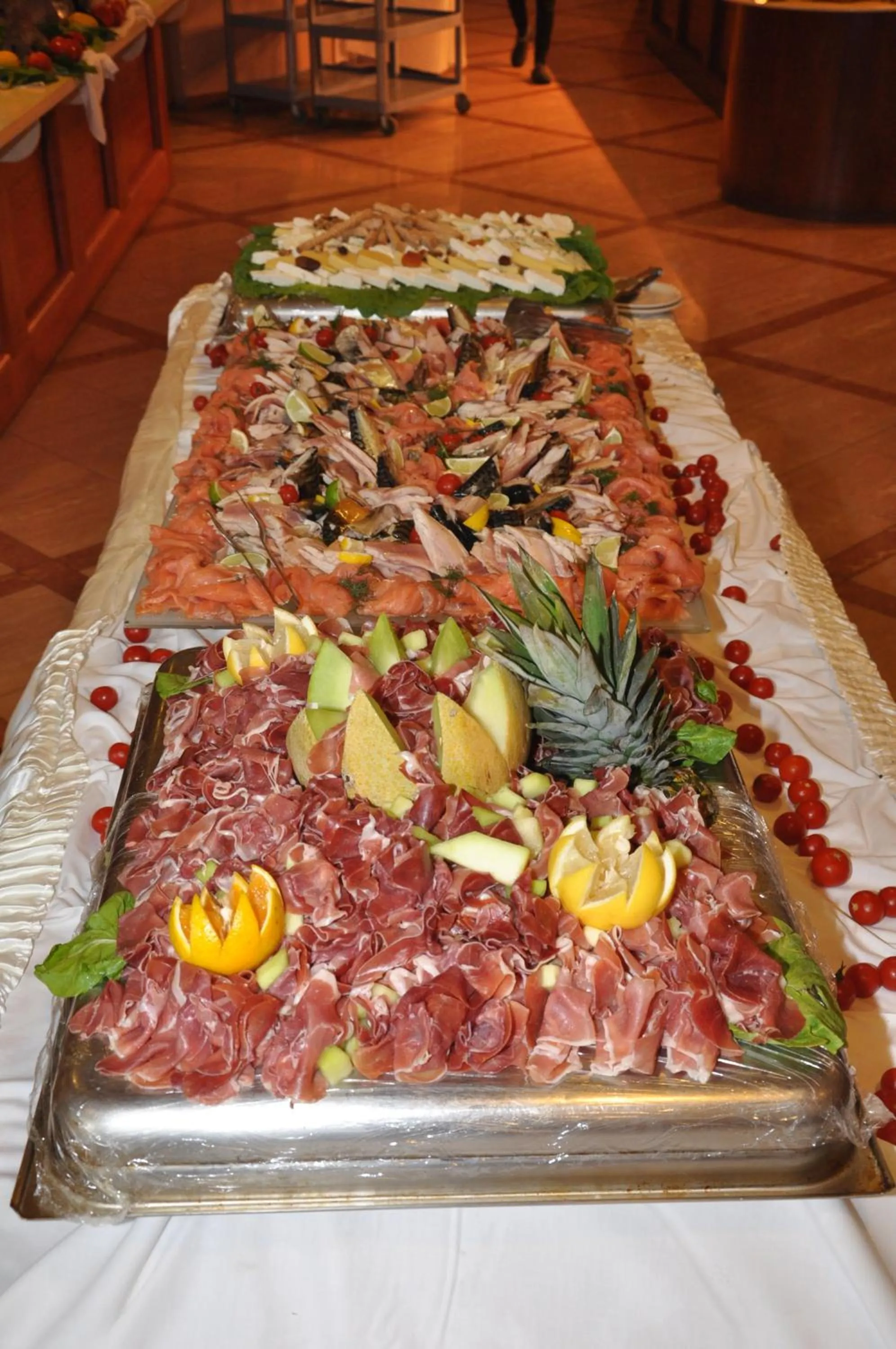 Restaurant/places to eat in Sovereign Beach Hotel