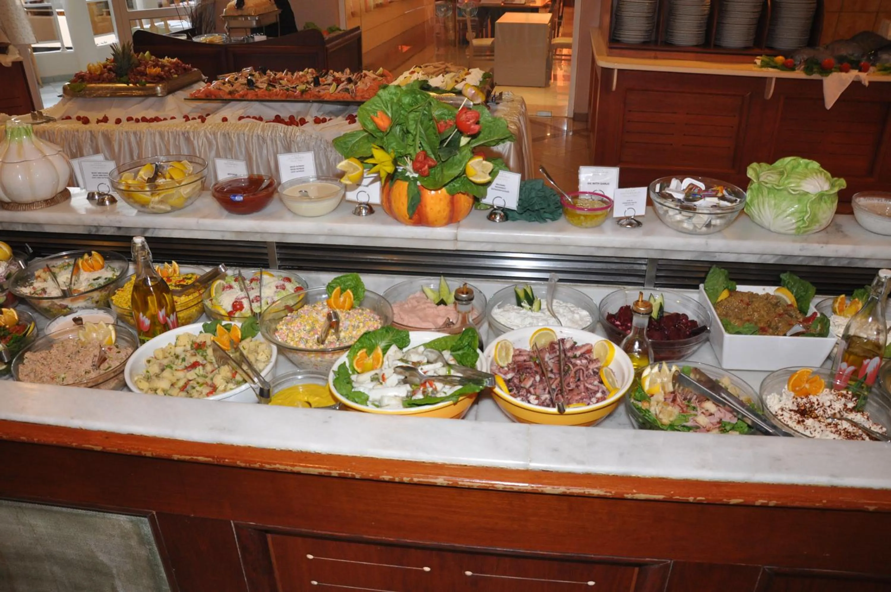 Restaurant/places to eat in Sovereign Beach Hotel