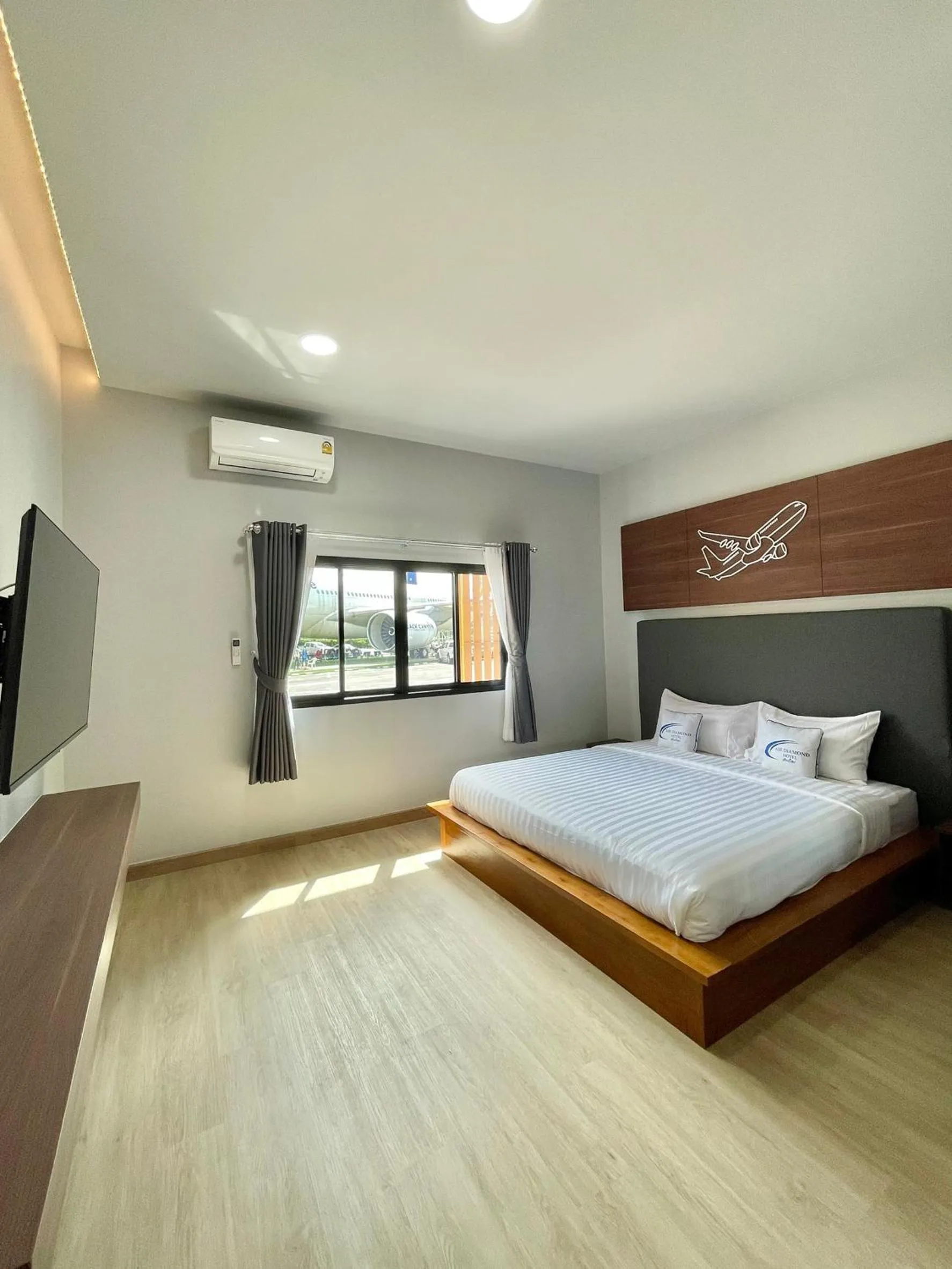 Bed in Air Diamond Hotel