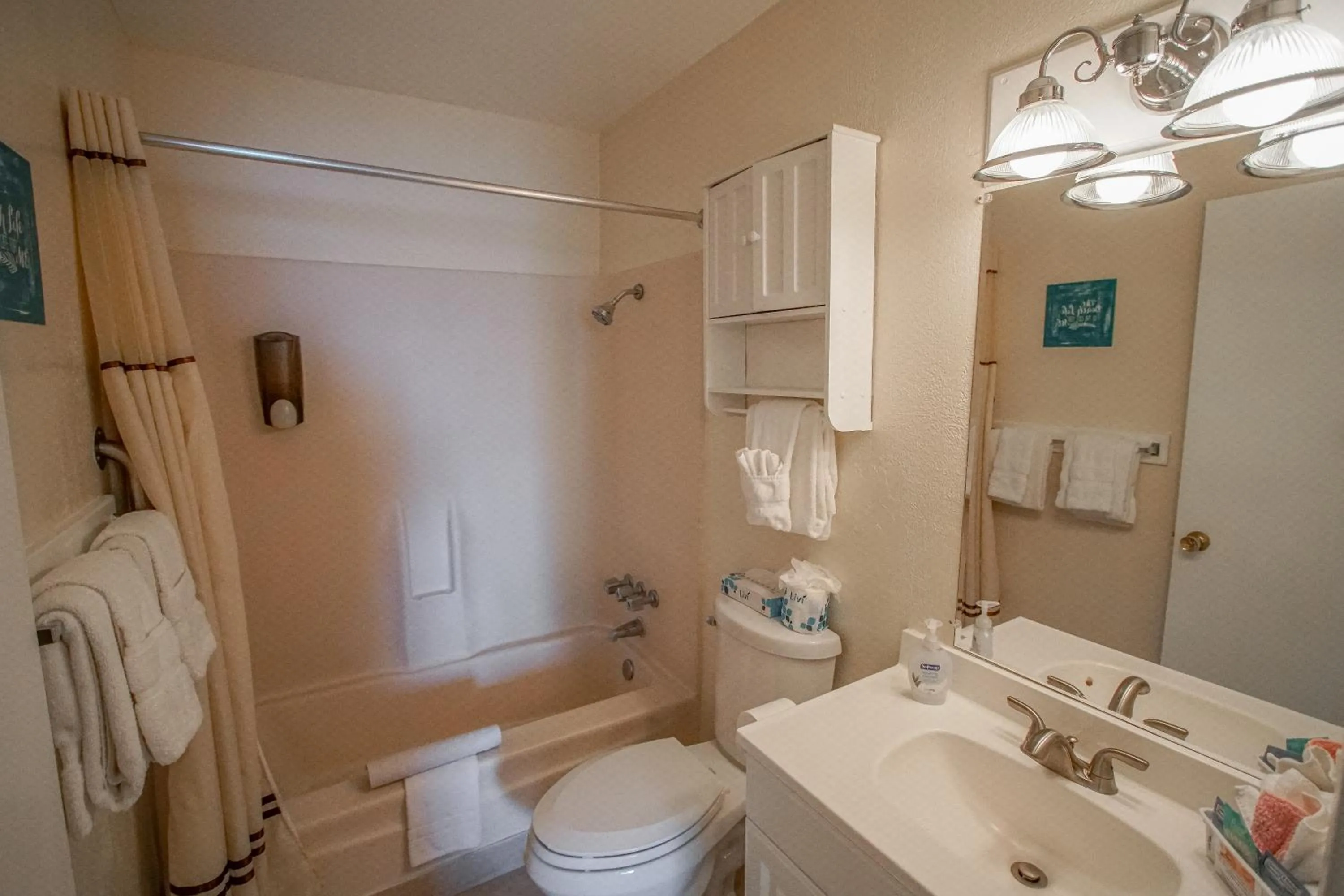 Shower in Multi Resorts at Puente Vista