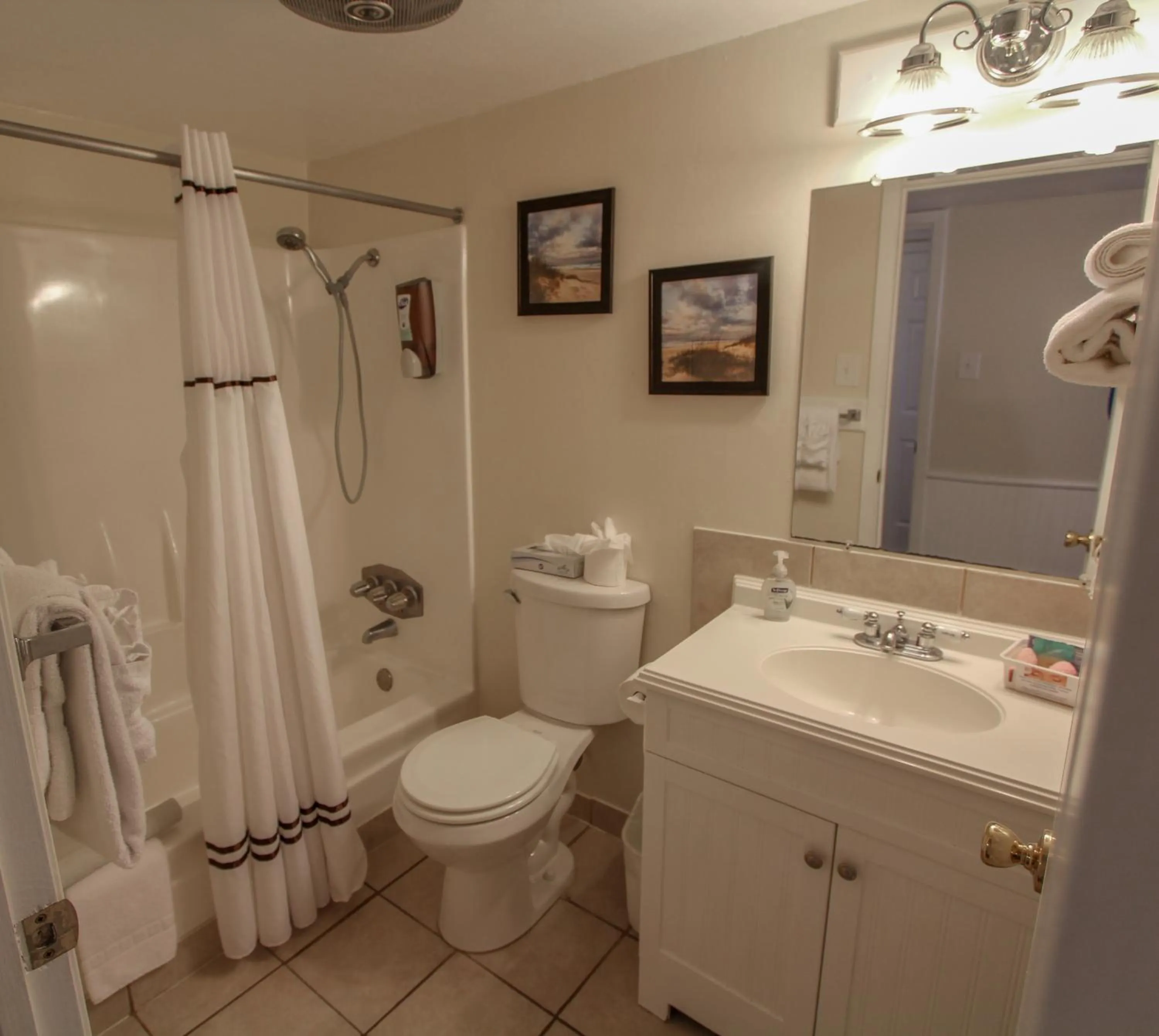 Shower in Multi Resorts at Puente Vista