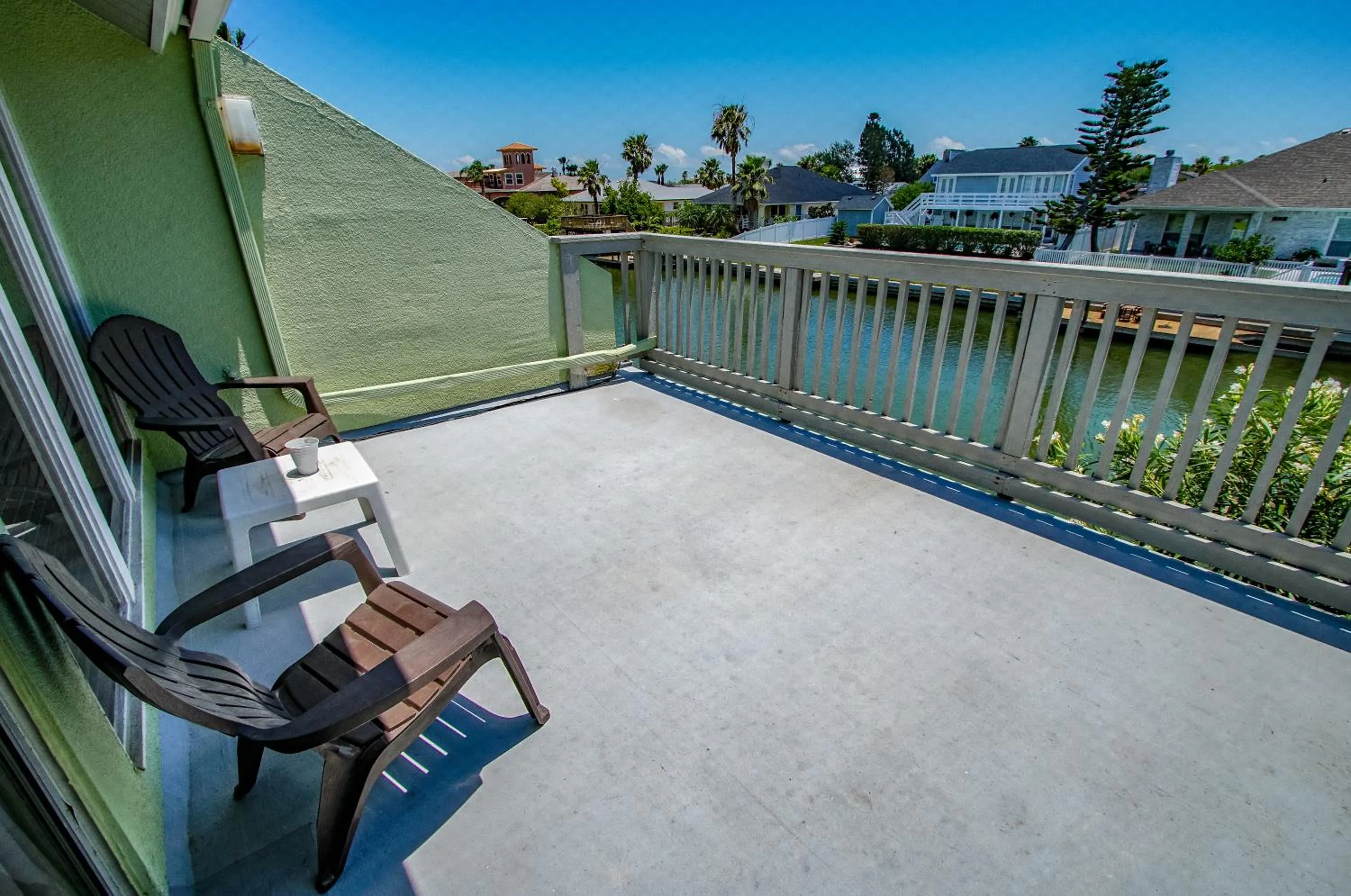 Balcony/Terrace in Multi Resorts at Puente Vista