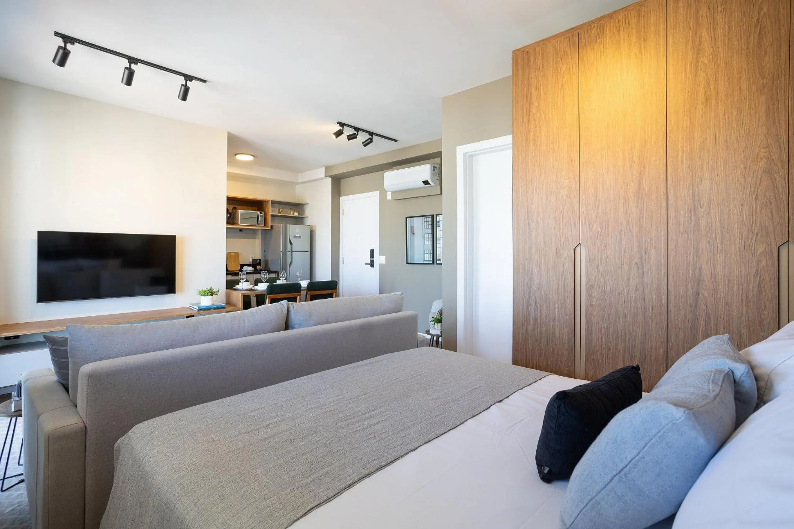 Bedroom, Bed in Expand Pinheiros