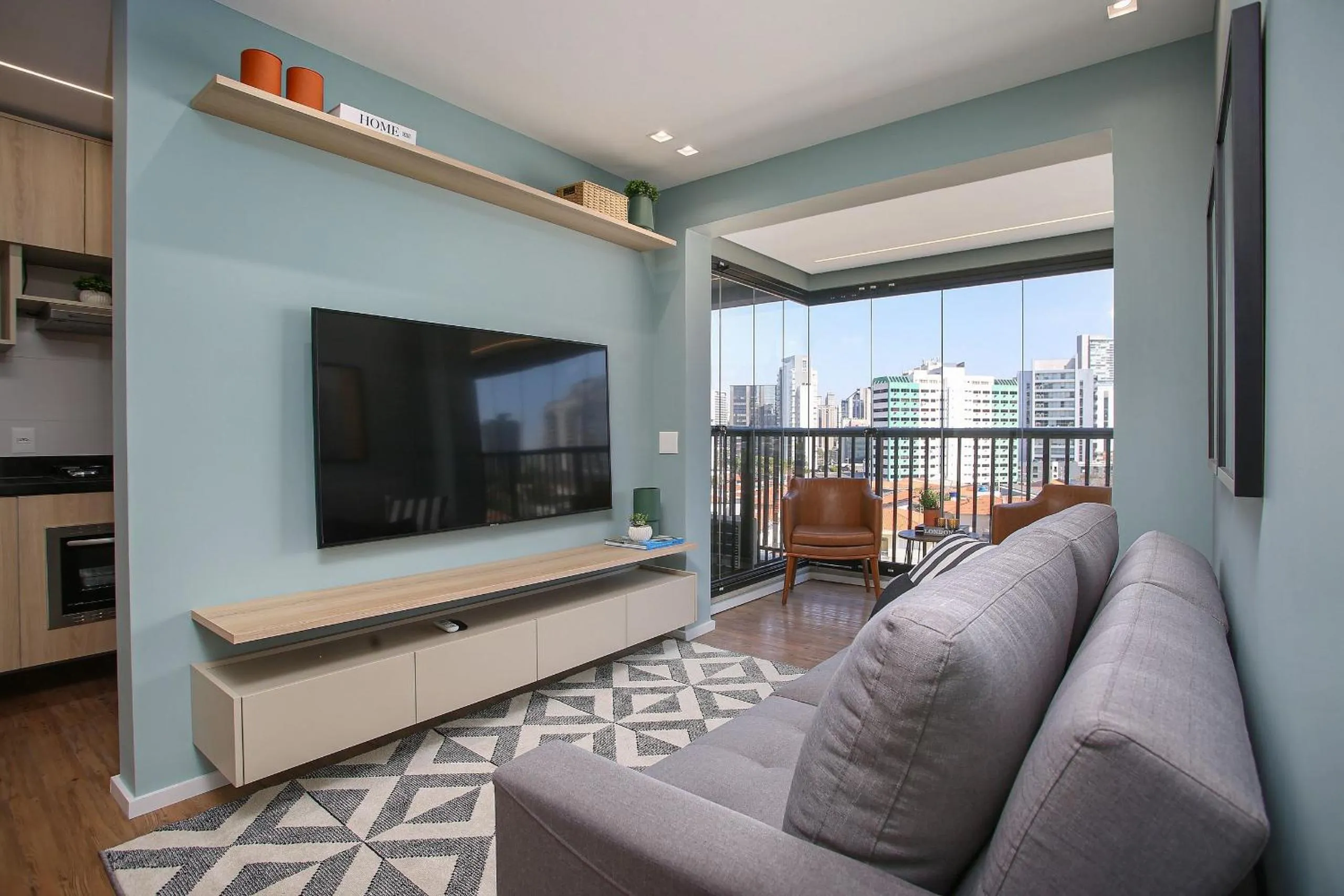 Seating area in Expand Pinheiros