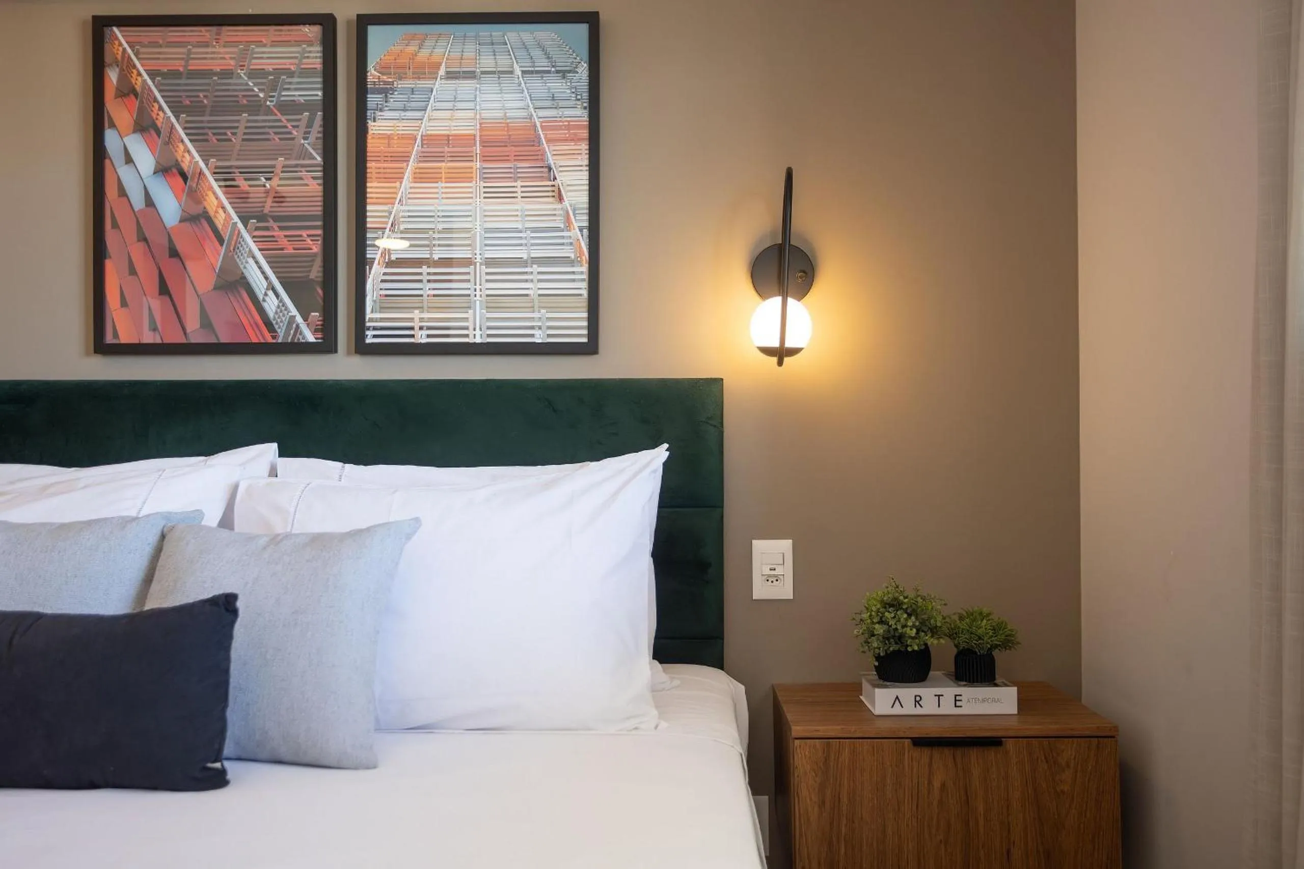 Bedroom, Bed in Expand Pinheiros