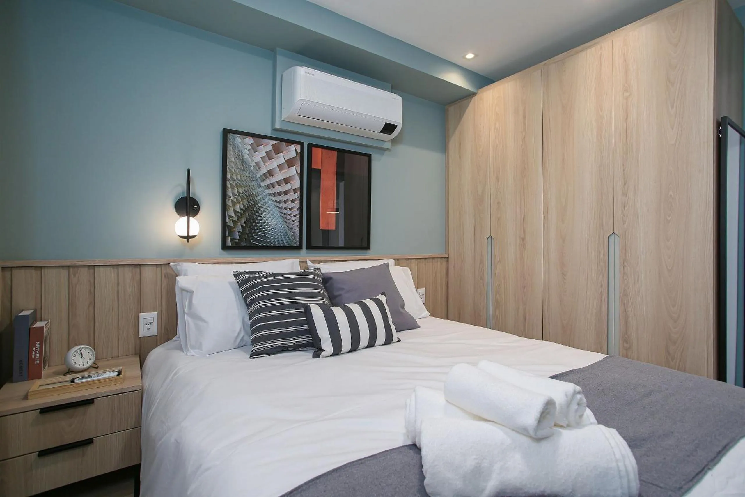 Bedroom, Bed in Expand Pinheiros