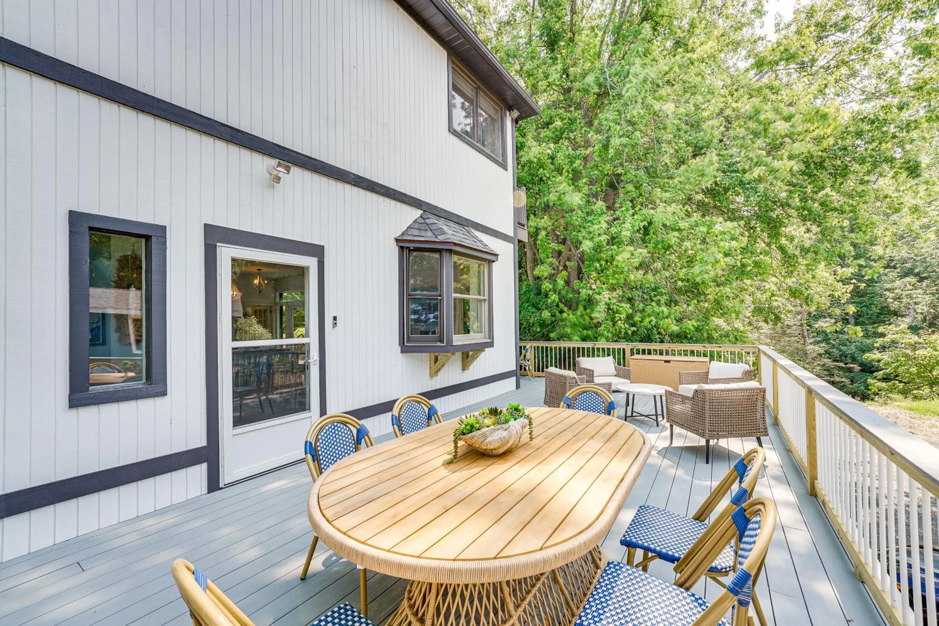 Private Beachfront Lake Michigan Rental with Kayaks