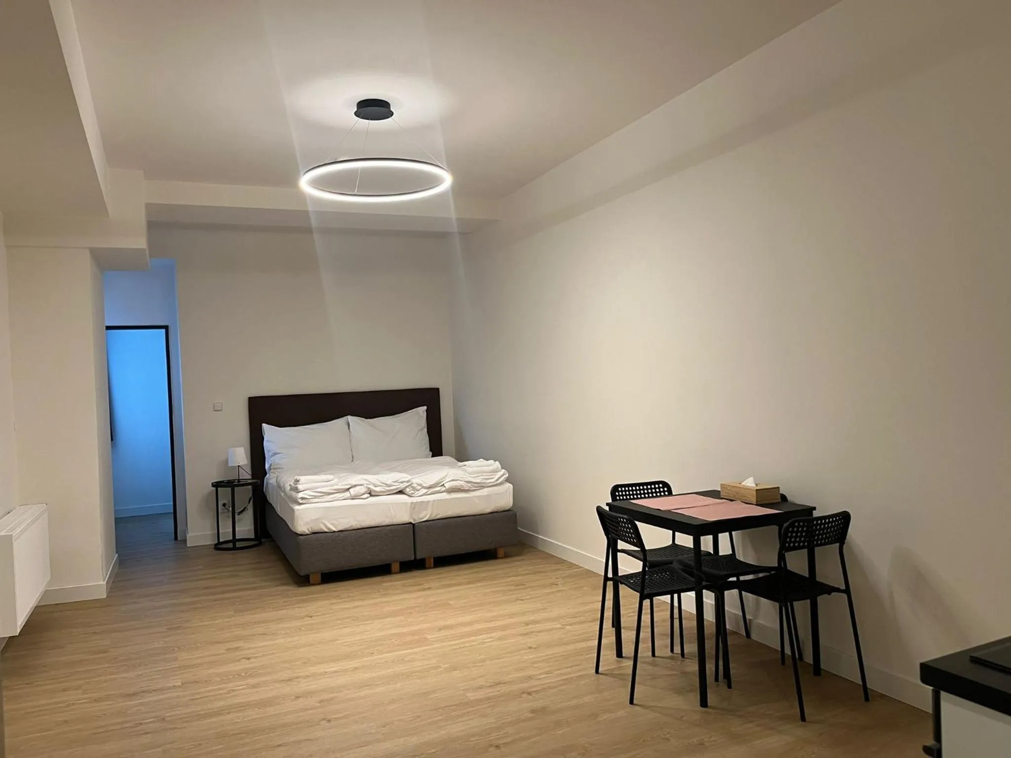 Photo of the whole room, Bed in Post 120 Suites