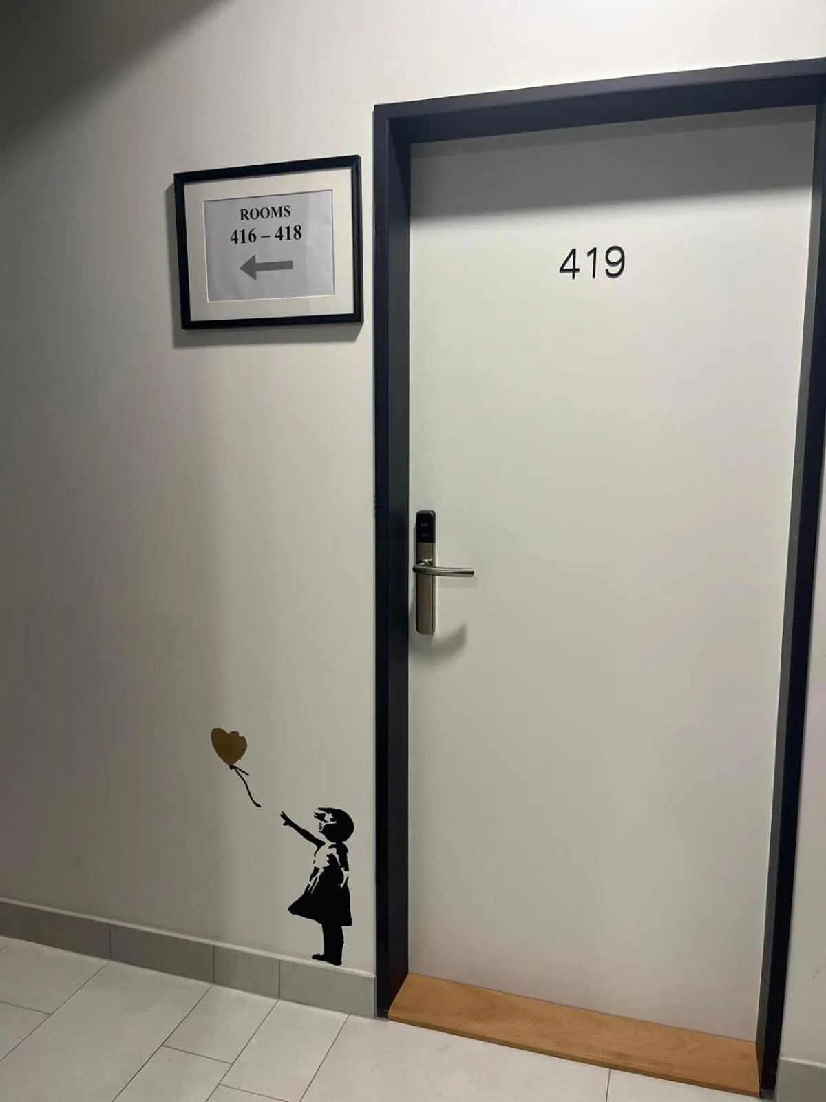 Area and facilities in Post 120 Suites