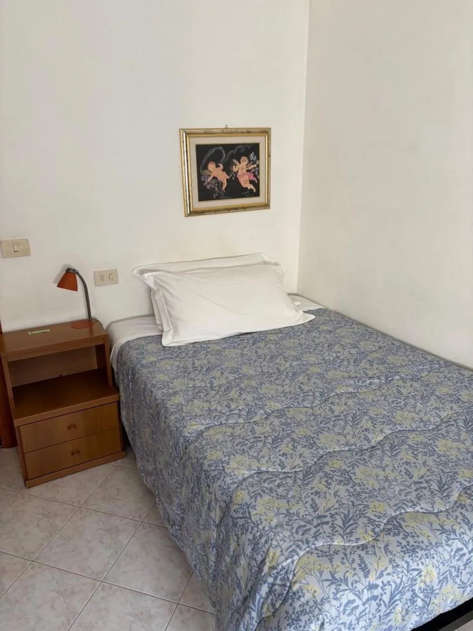 Bed in Albergo Edera