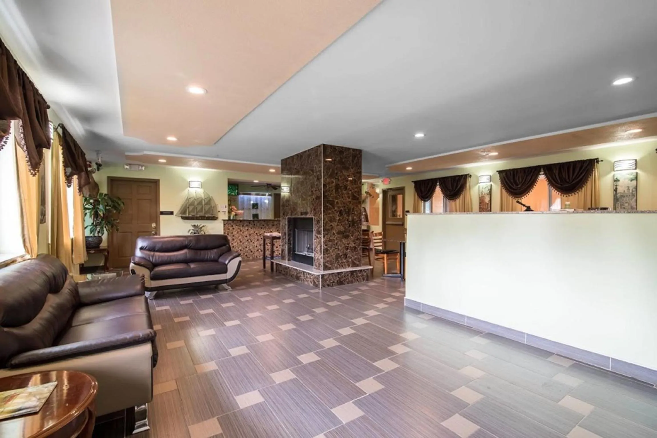 Lobby or reception in Rodeway Inn Towanda