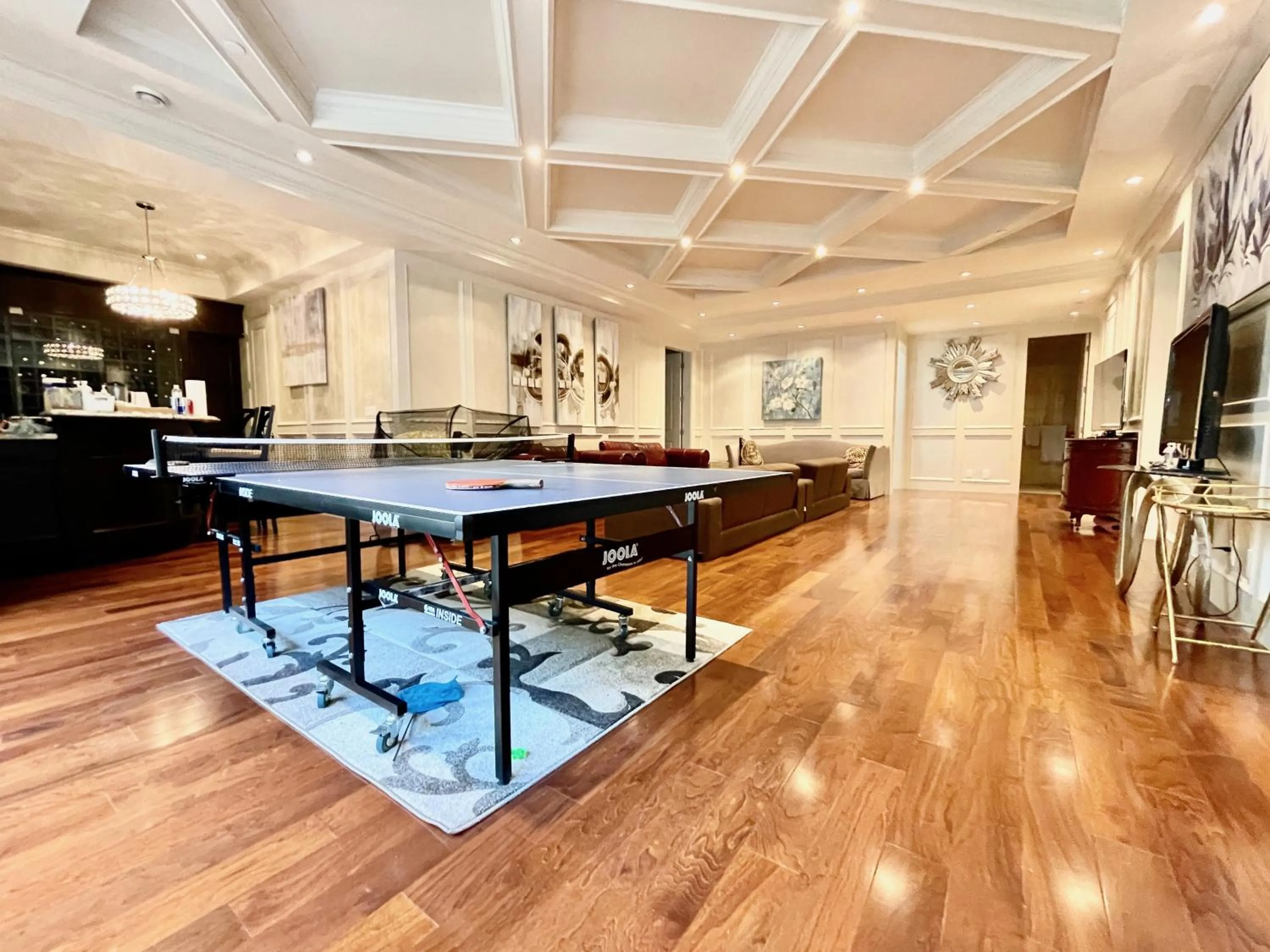 Game Room in Vancouver Luxury guesthouse