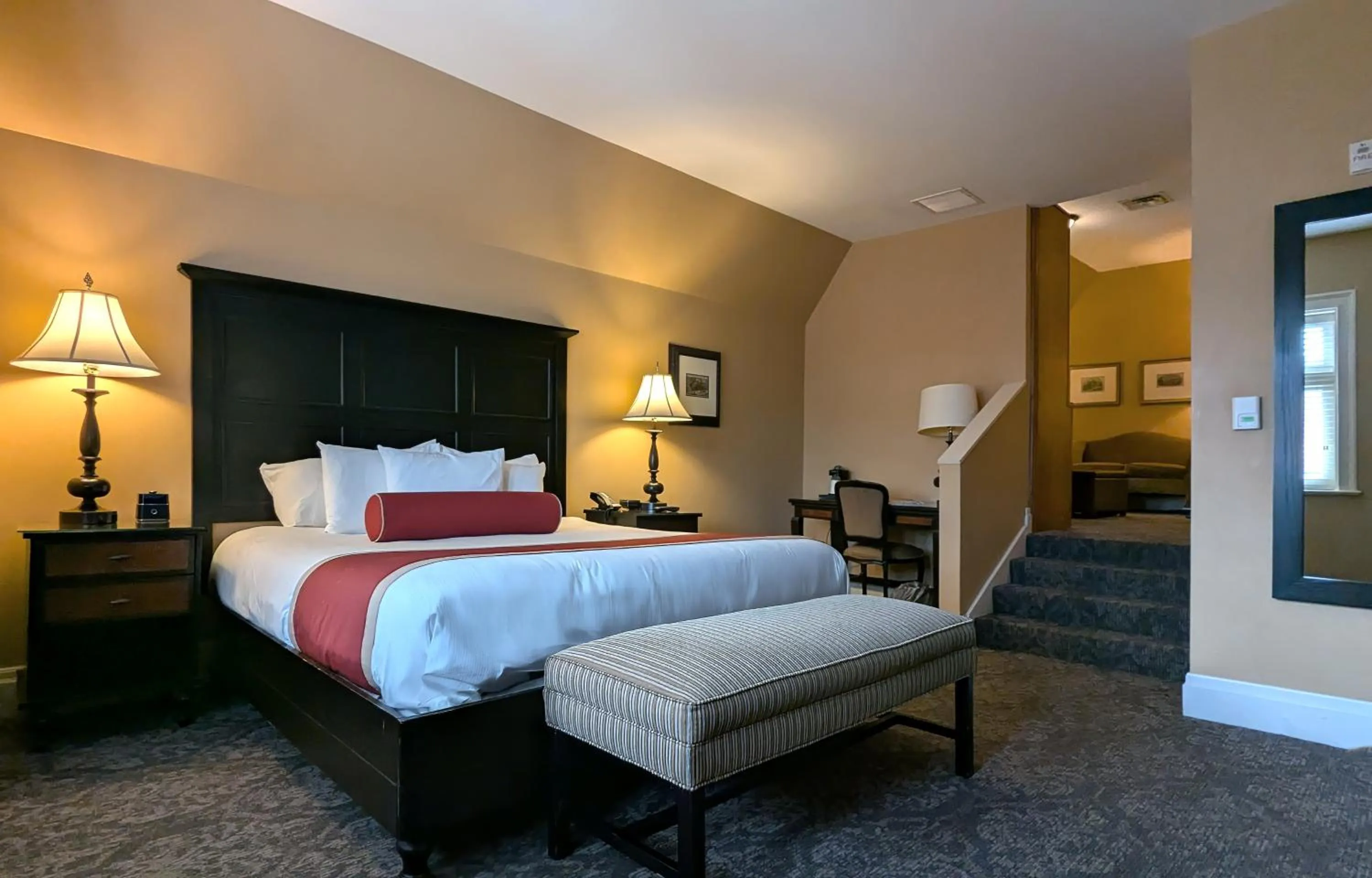 Bed in Mansions on Fifth