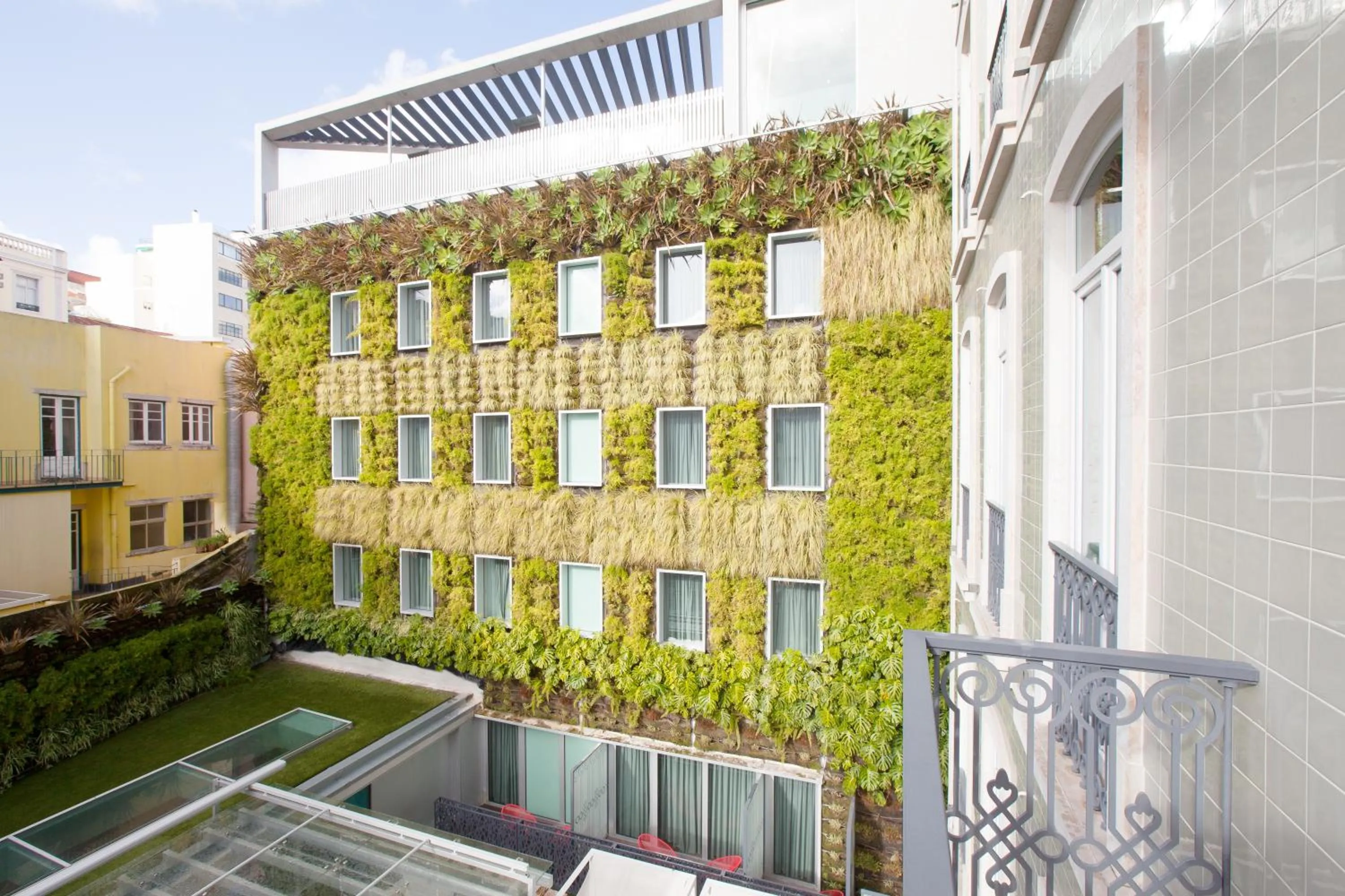 Property building in BessaHotel Liberdade