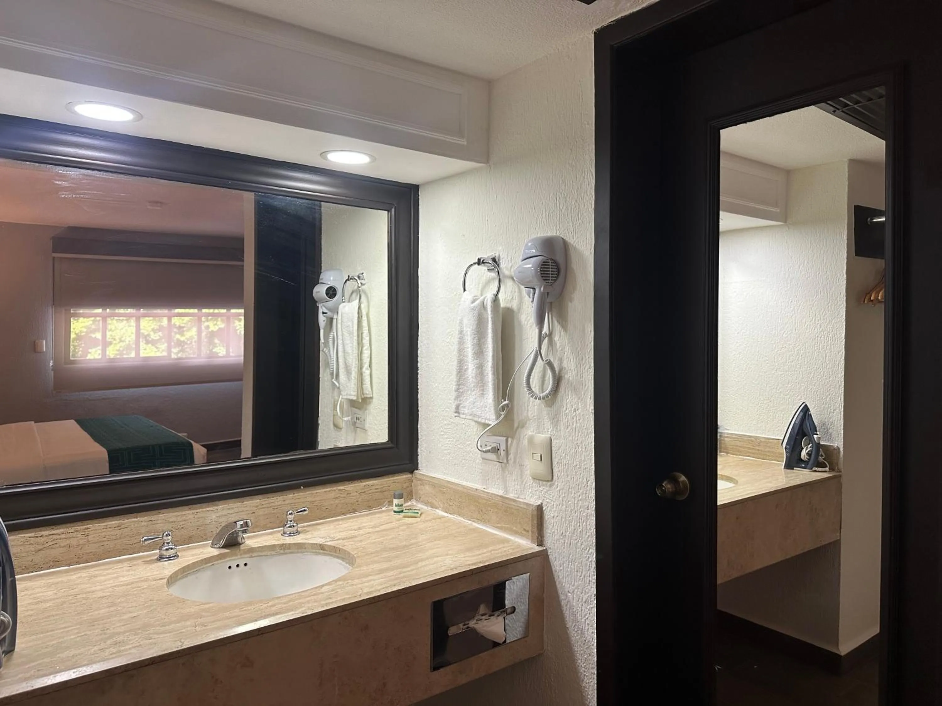 Bathroom in InHouse Hotel Obregón