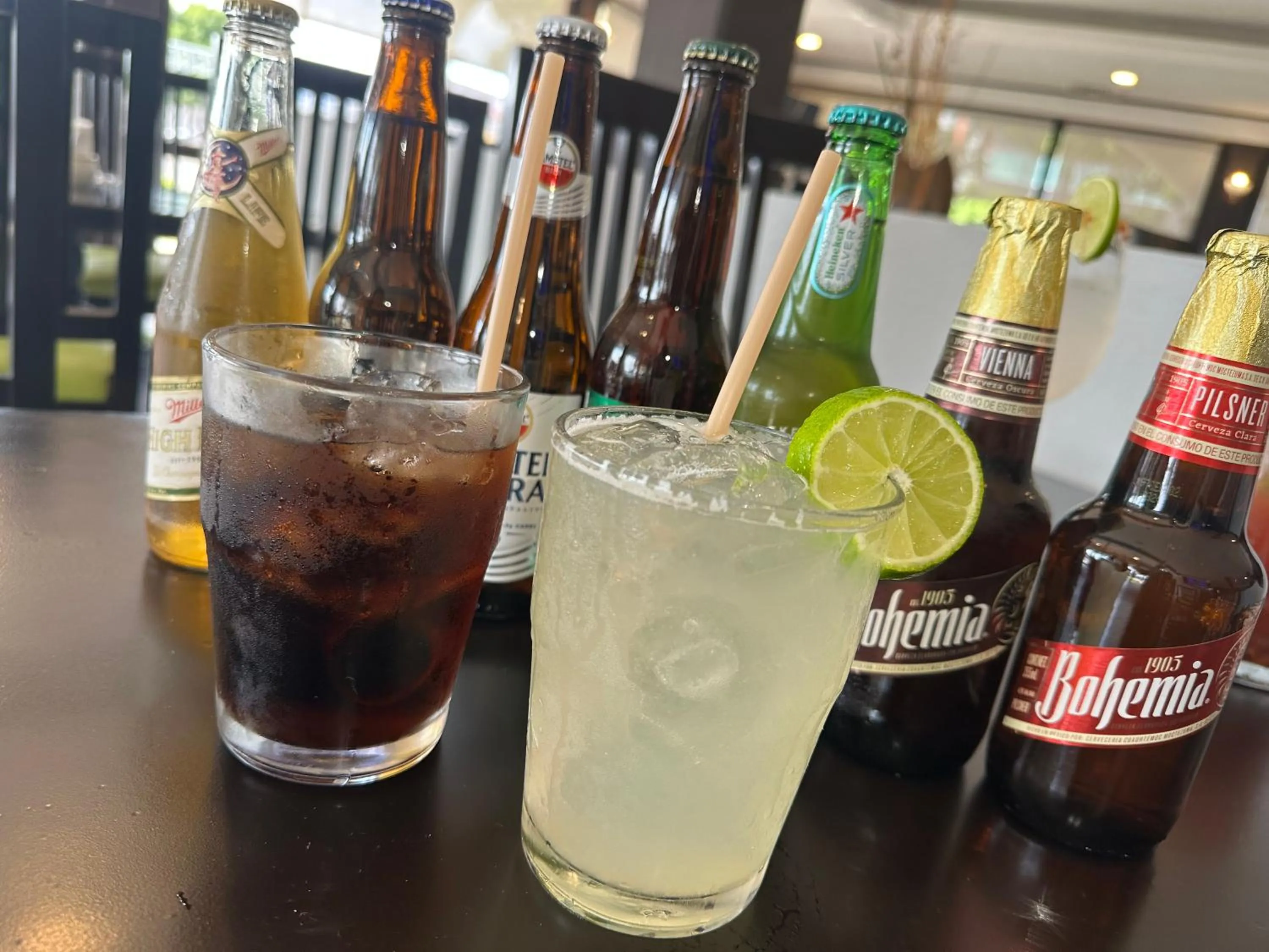 Lounge or bar in InHouse Hotel Obregón