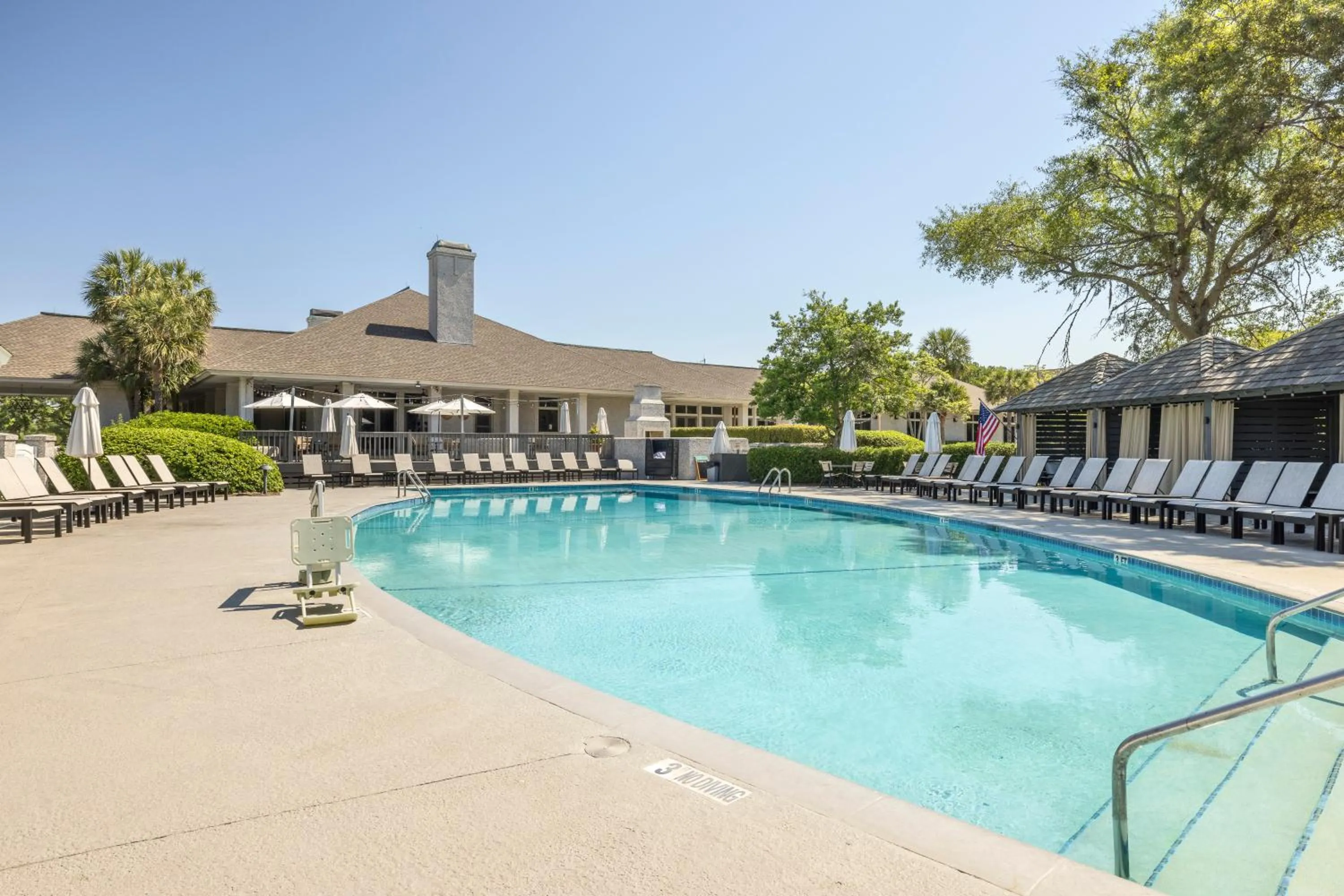 Swimming pool in Sea Palms Resort